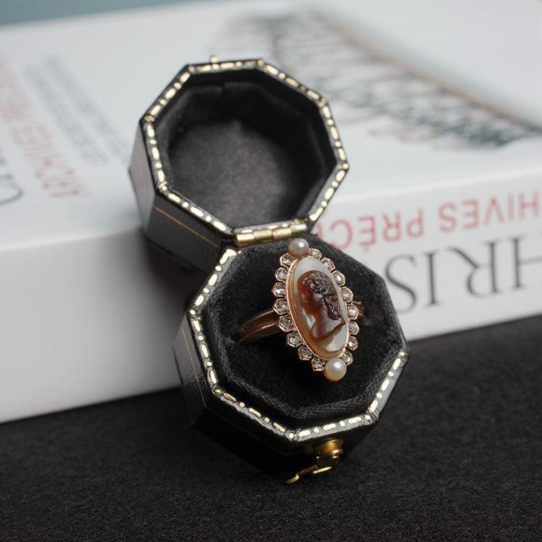 Victorian 18K gold agate cameo diamond pearl ring - Curiously timeless