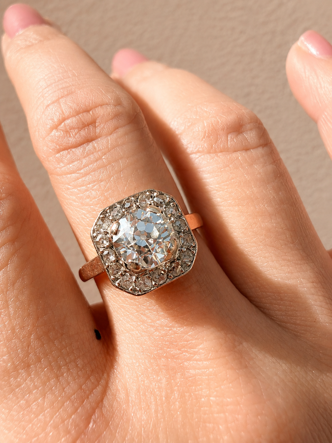 French Art Deco 18K gold 1.2ct old mine cut diamond Ring