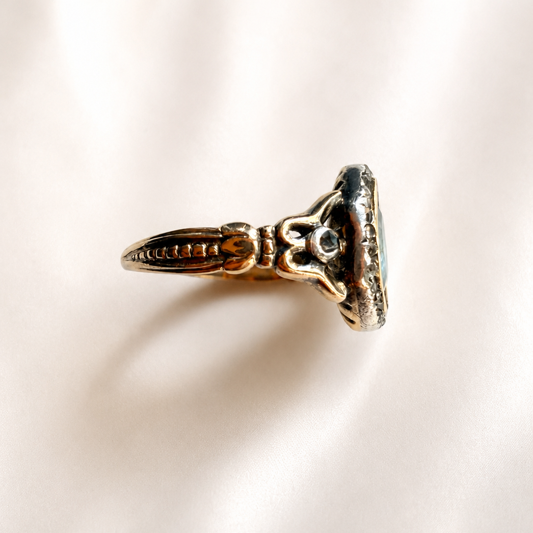 Georgian era 18K gold Aquamarine diamond ring