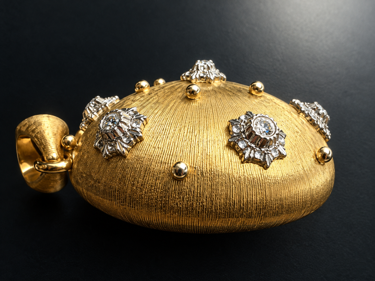Marron Glacé, Candied Chestnut — 18K Gold & Diamond Pendant