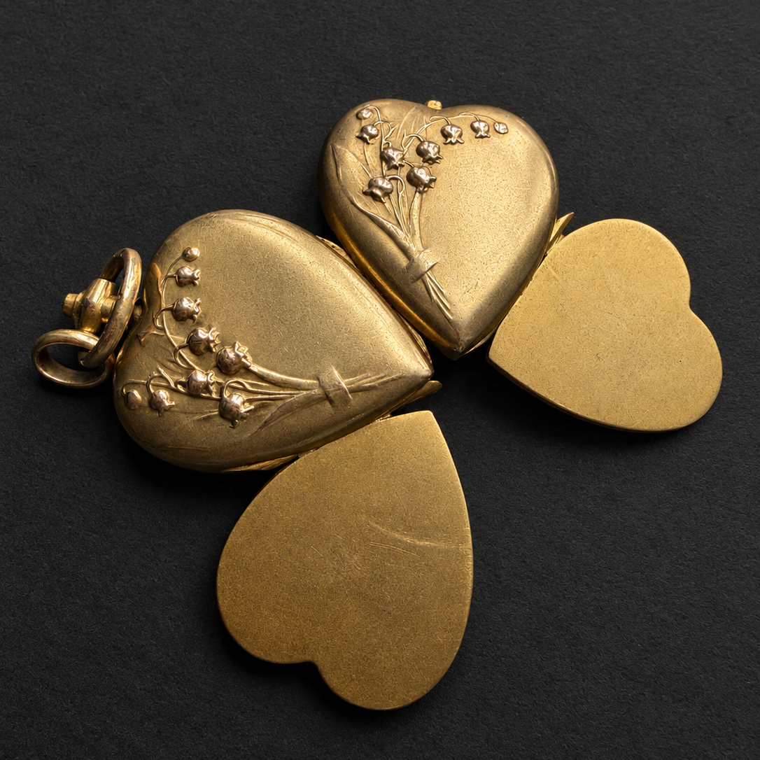 Antique 18K Gold Heart Locket with lily-of-the-valley flowers
