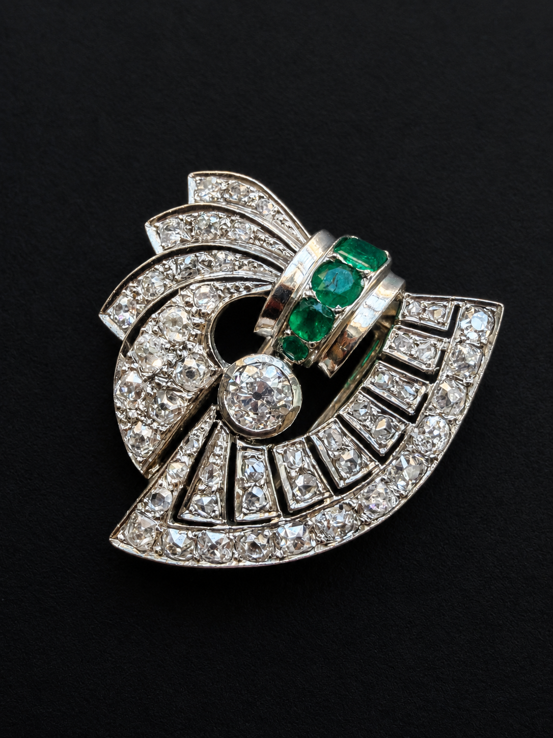 French Art Deco 18K gold Diamond & Emerald Clip Brooch