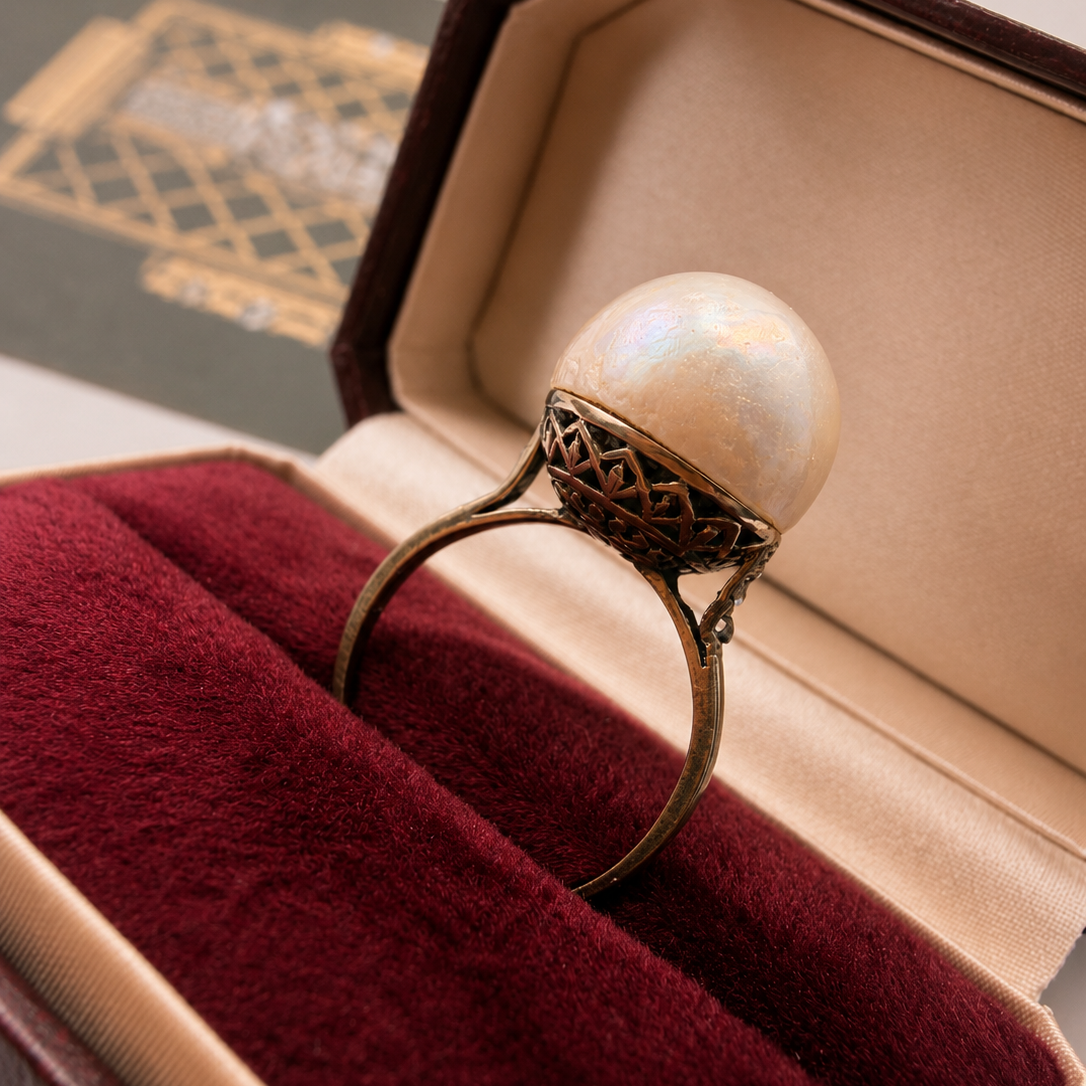 Art Deco 14K White Gold Mabe Pearl diamond Ring