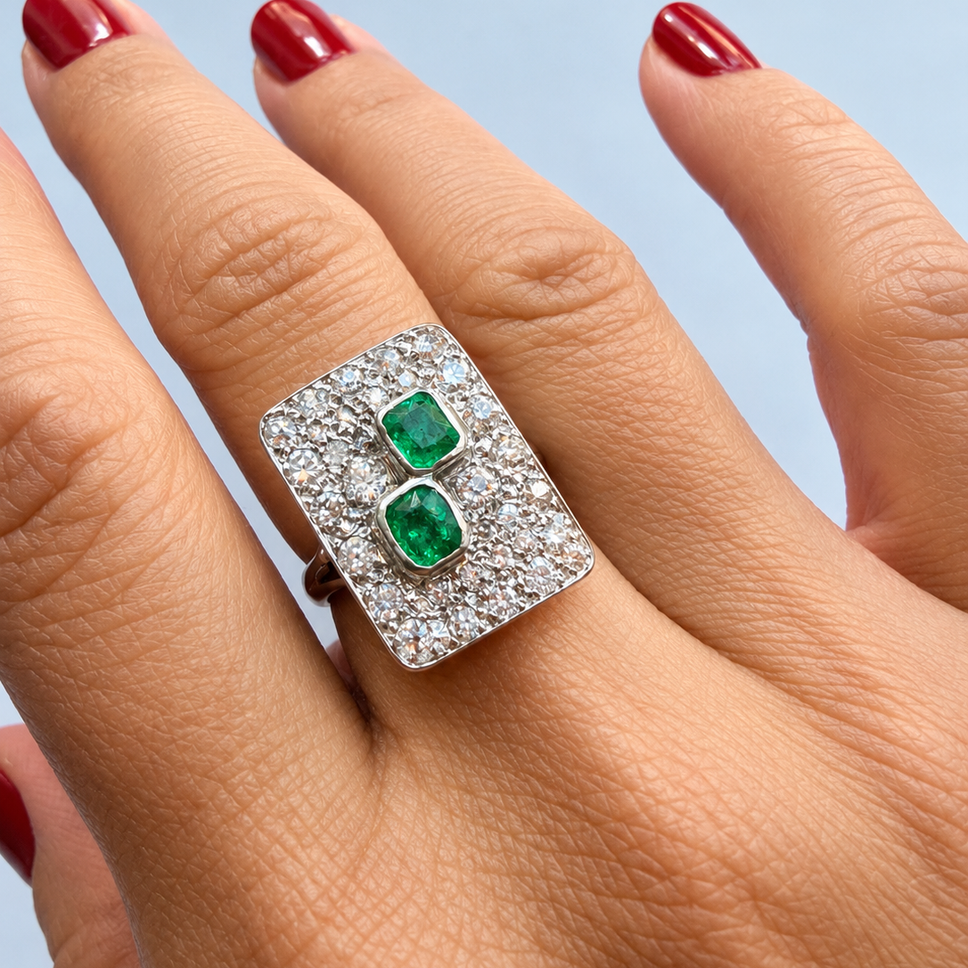 French Art Deco 18K gold Diamond & Emerald Ring