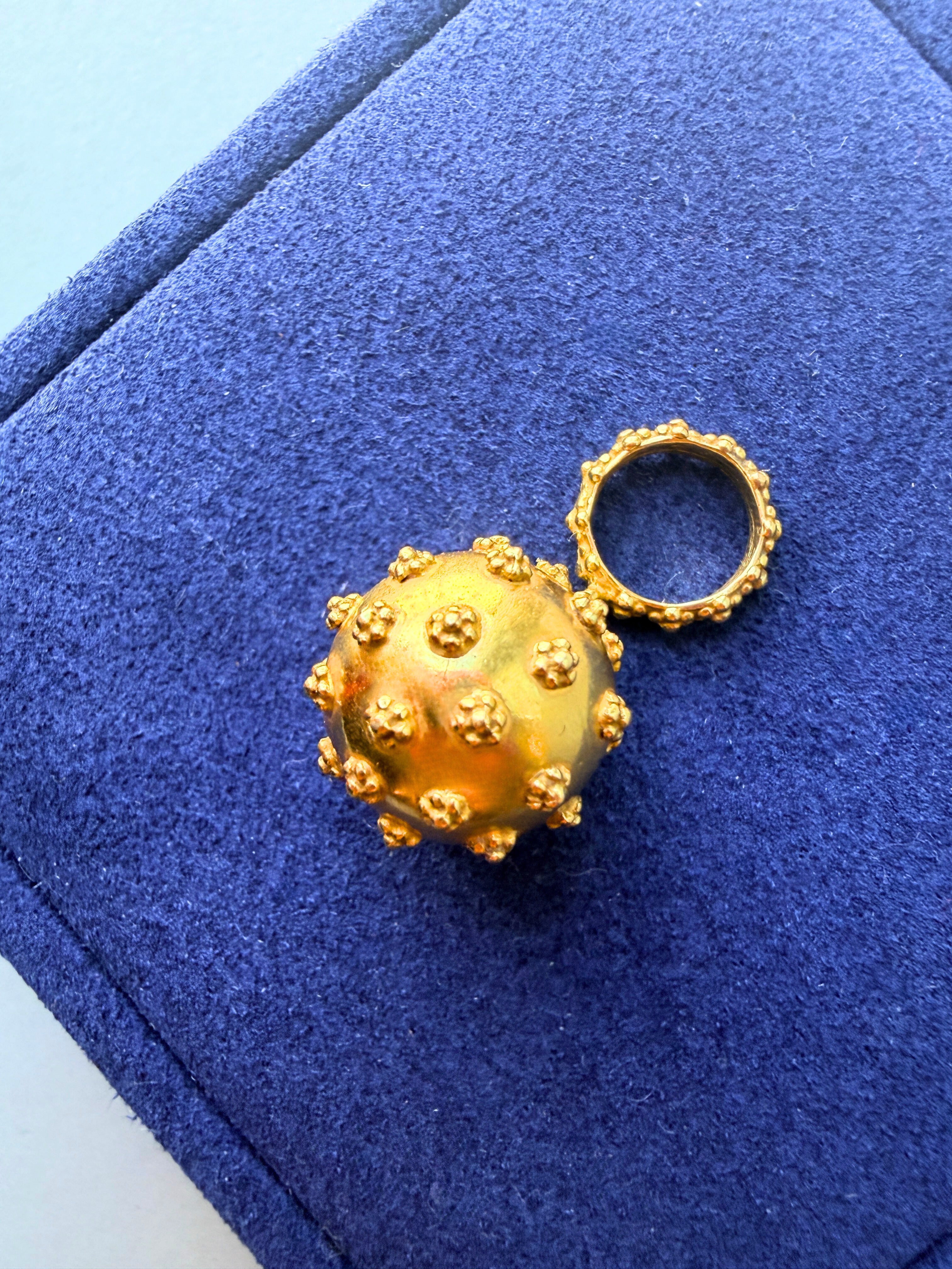 Antique Georgian 18K Gold Orb Pendant