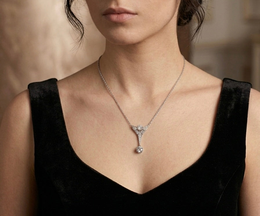 Art Deco 18K white gold platinum diamond pendant