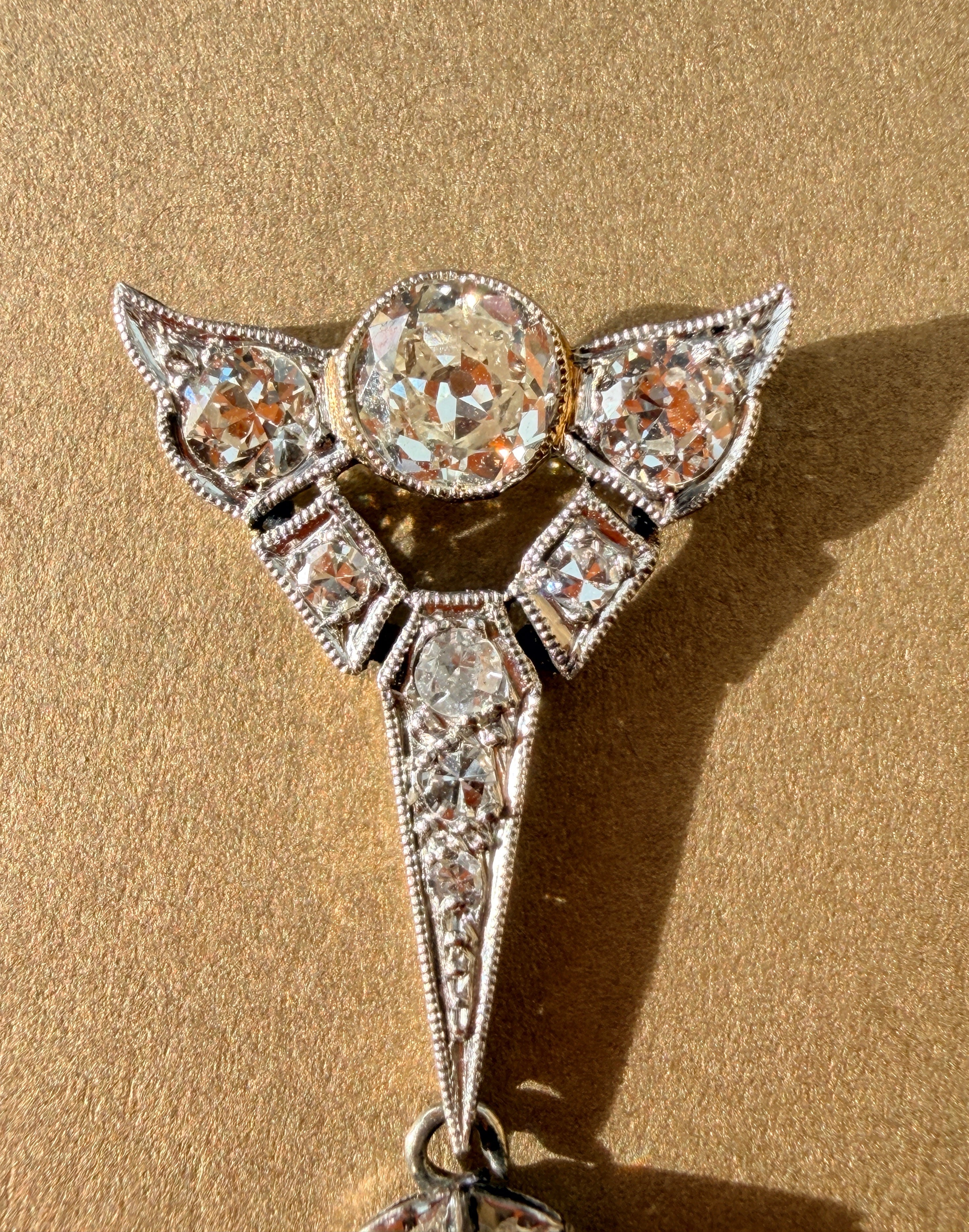 Art Deco 18K white gold platinum diamond pendant