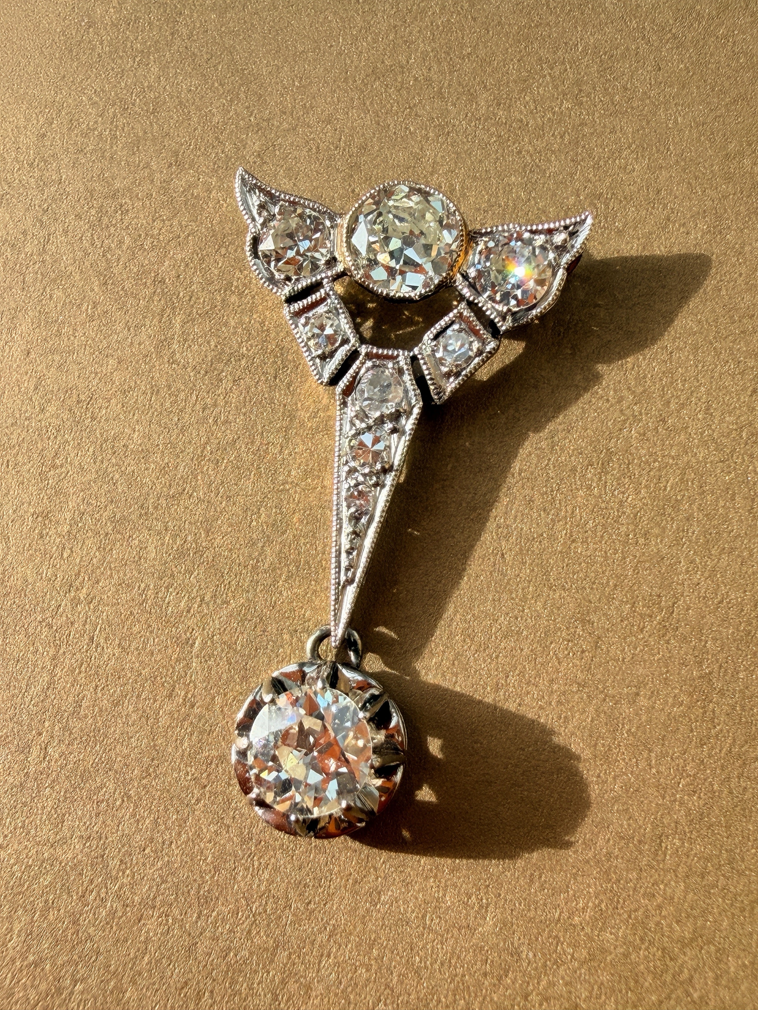 Art Deco 18K white gold platinum diamond pendant