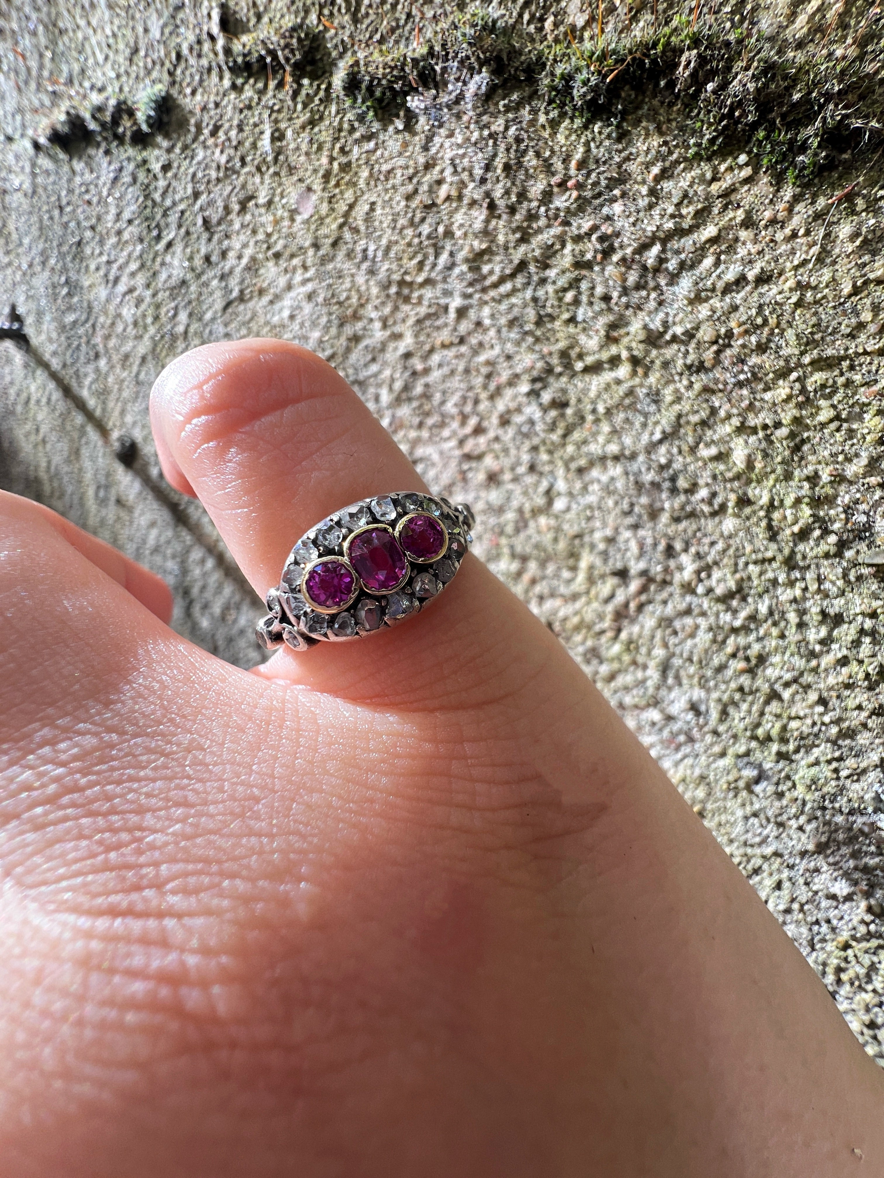 Victorian 18K gold Pink Sapphire & Diamond Ring