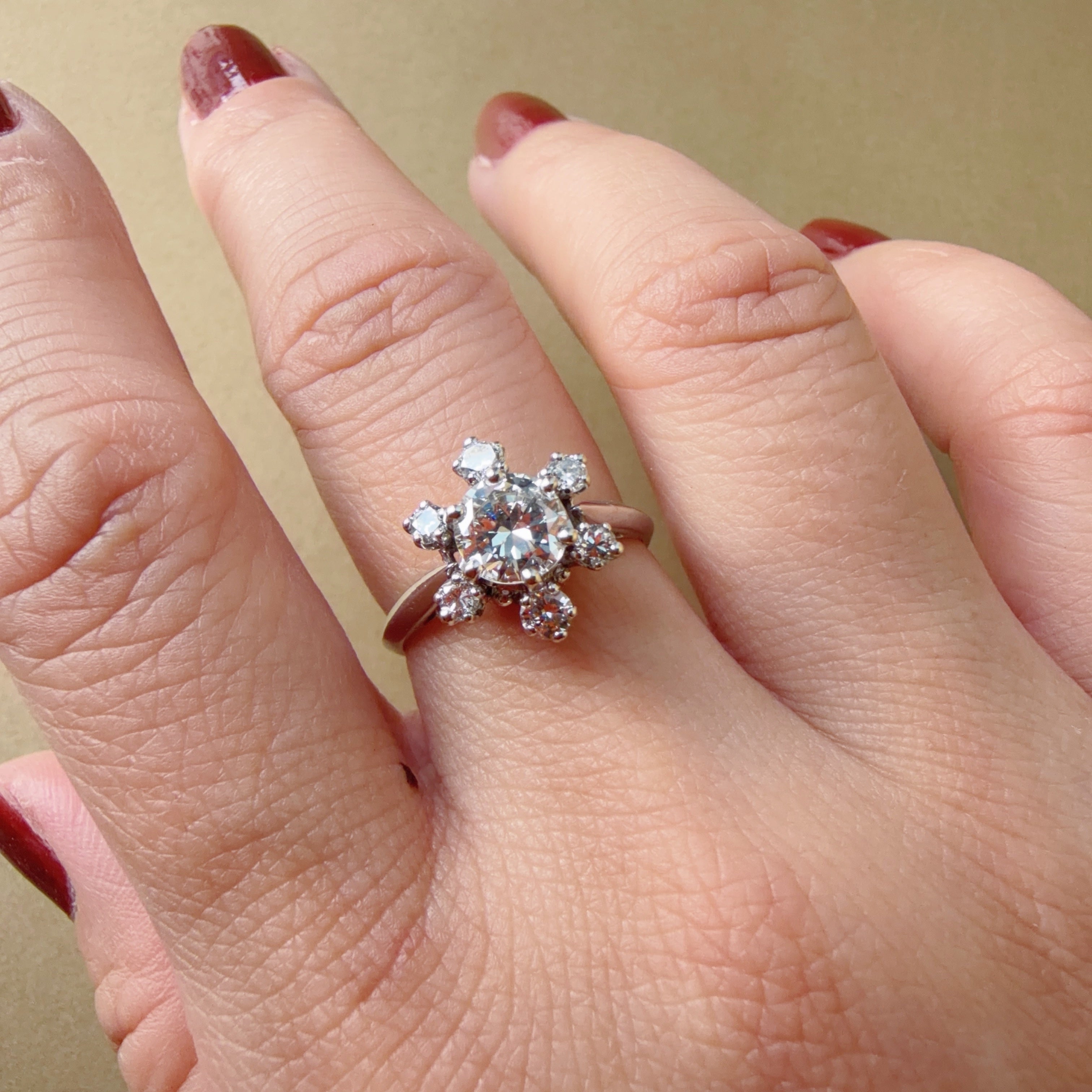 French vintage 18K gold snow flake diamond ring
