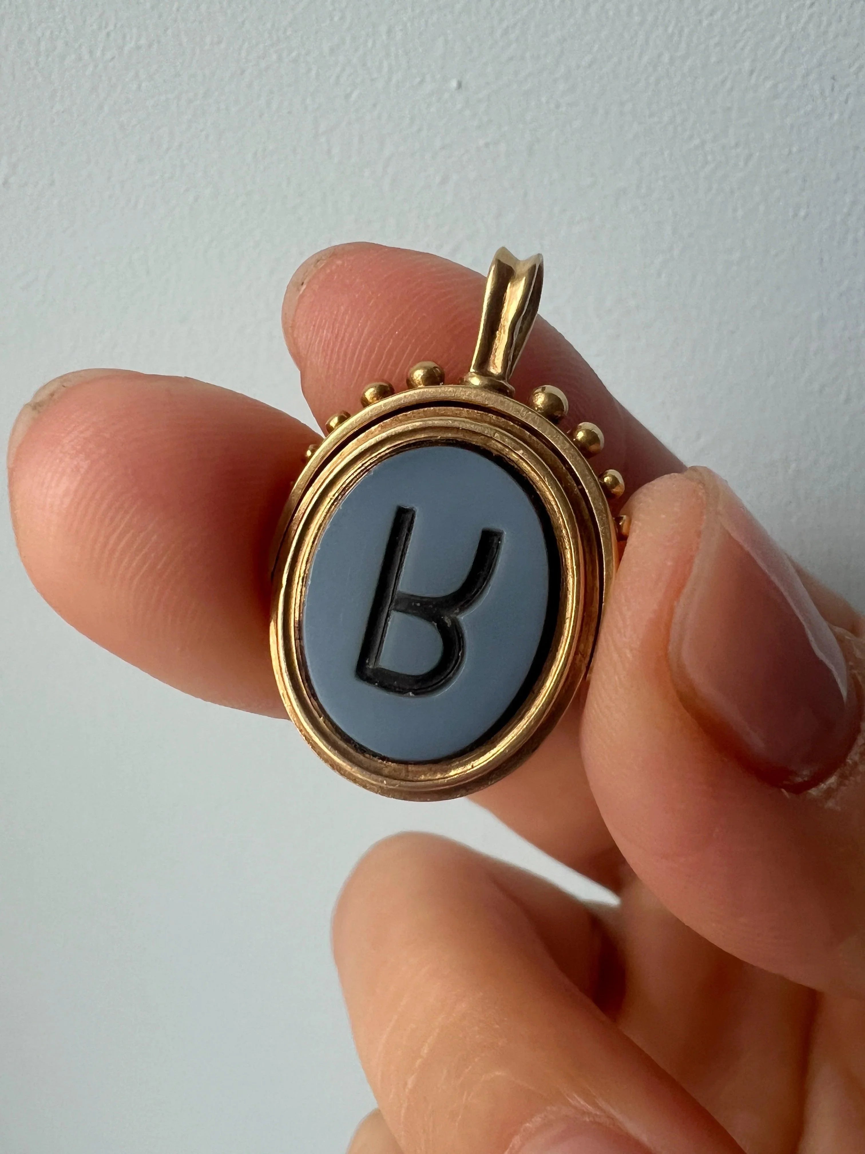 Antique French 18K gold double sided agate fob pendant - Curiously timeless