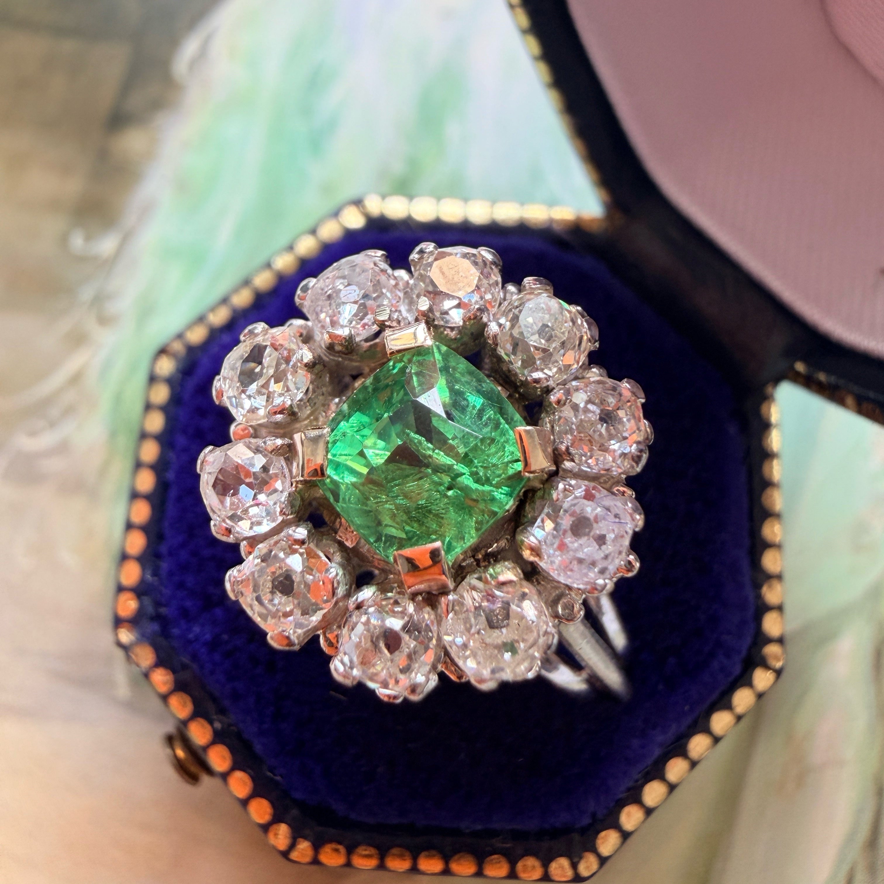 18K white gold green tsavorite garnet diamond cluster ring