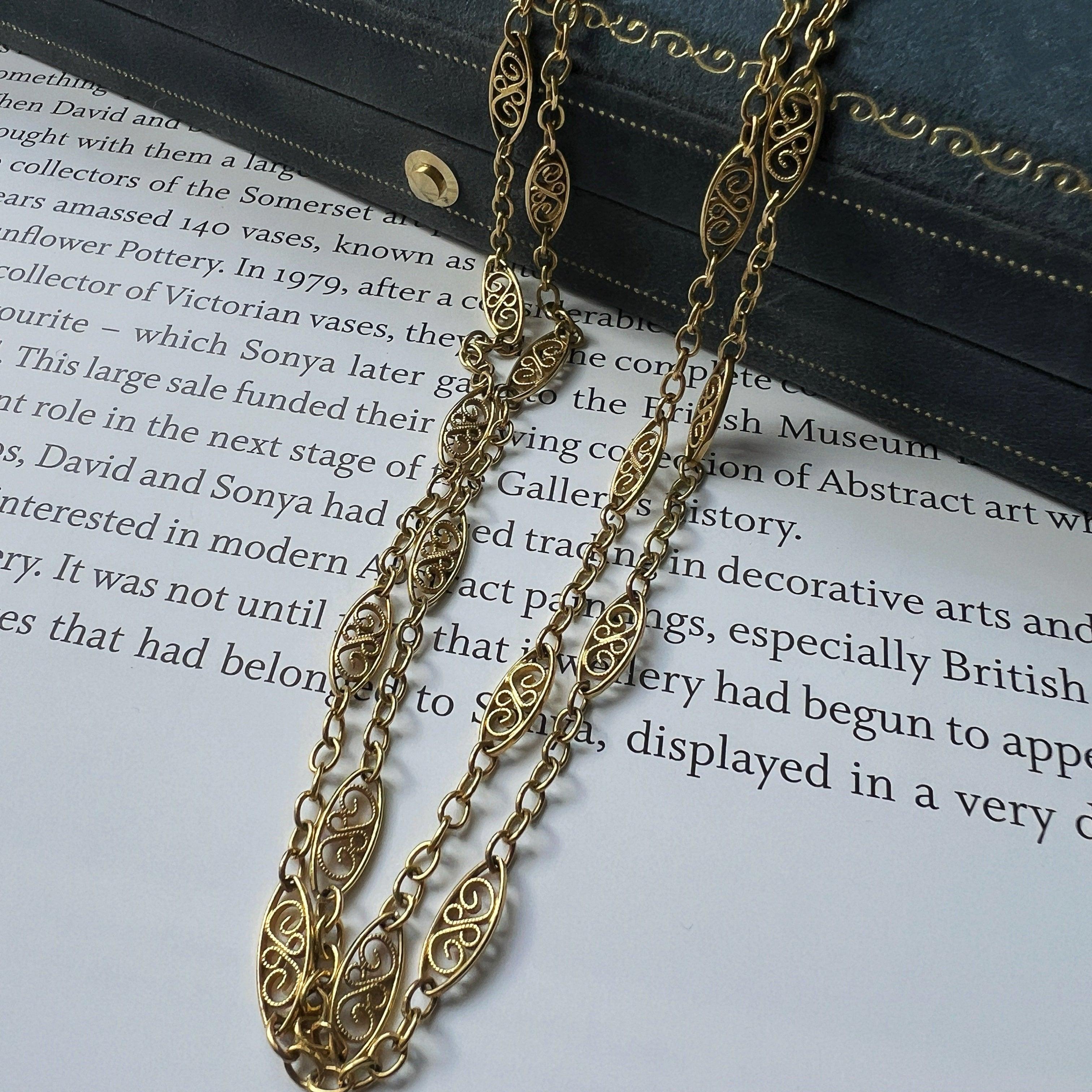 French antique 18ct filigree gold chain necklace