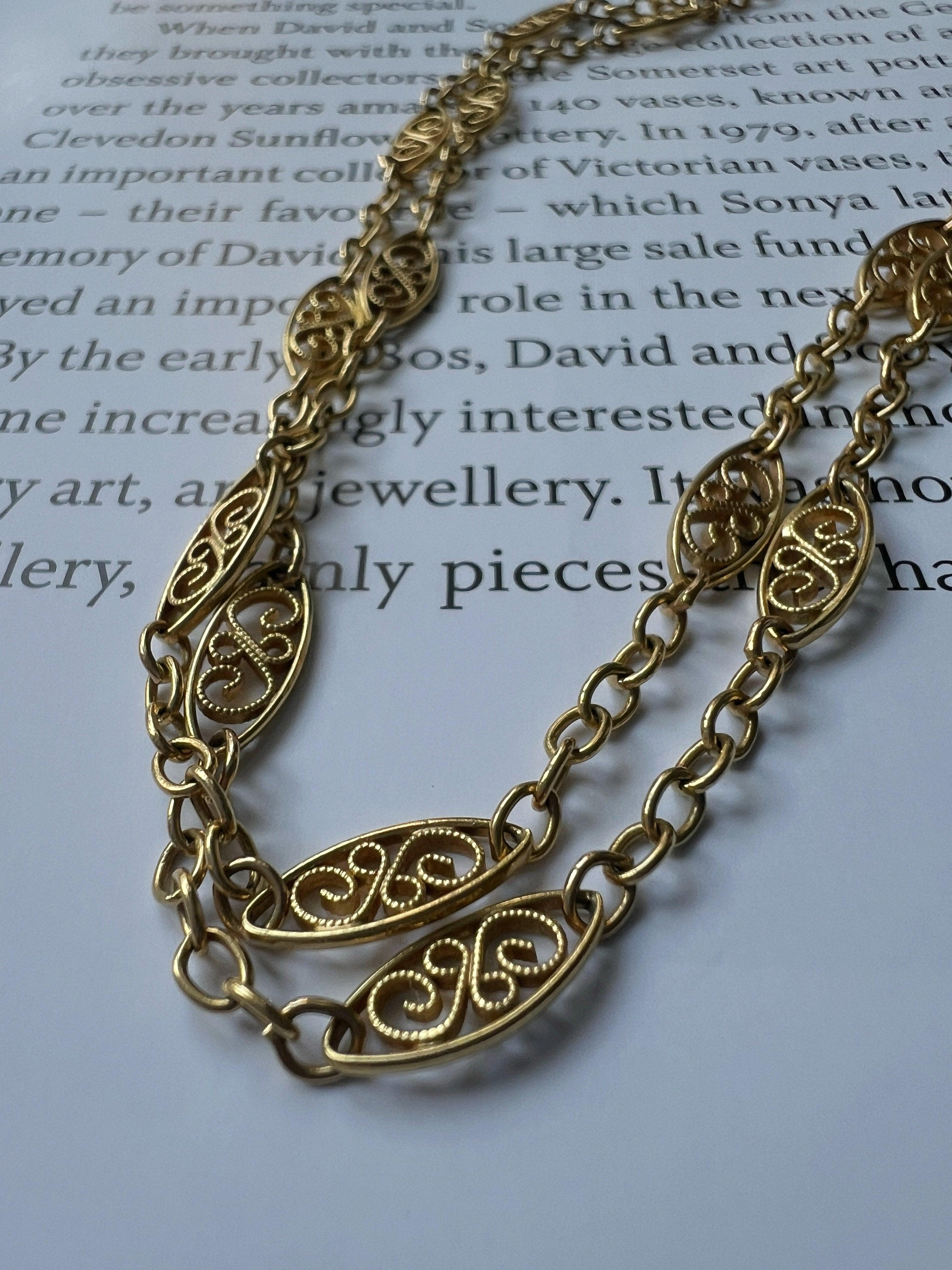 French antique 18ct filigree gold chain necklace