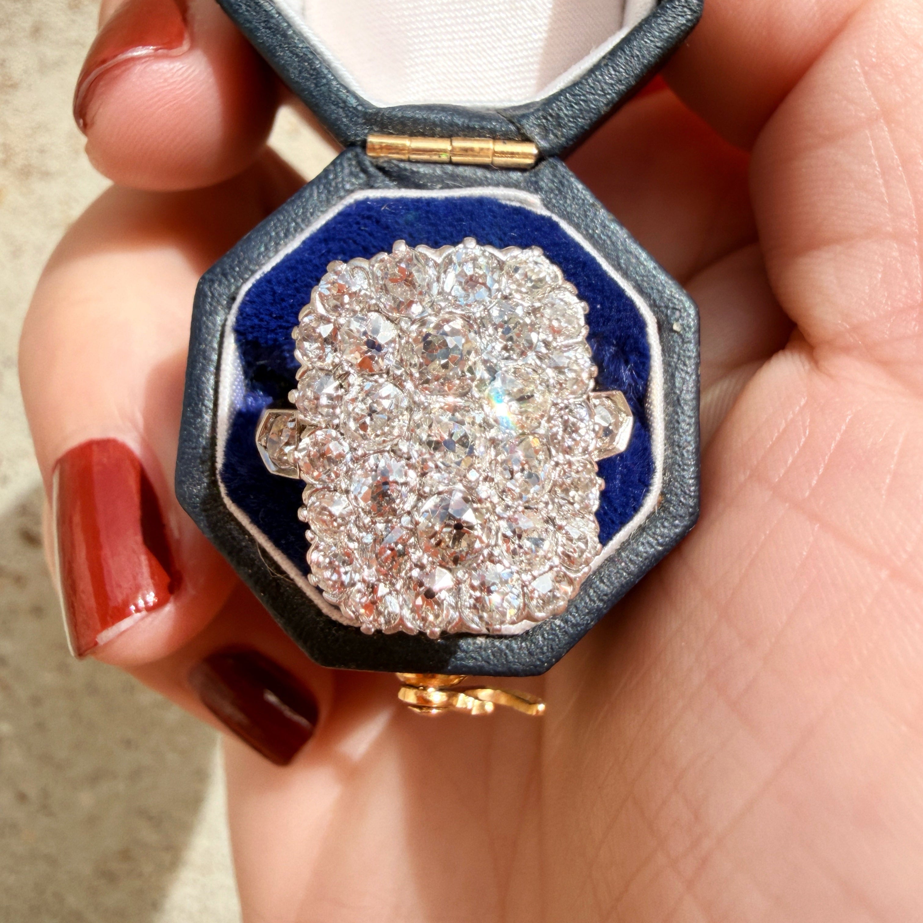 Art Deco 18K gold old mine cut diamond ring