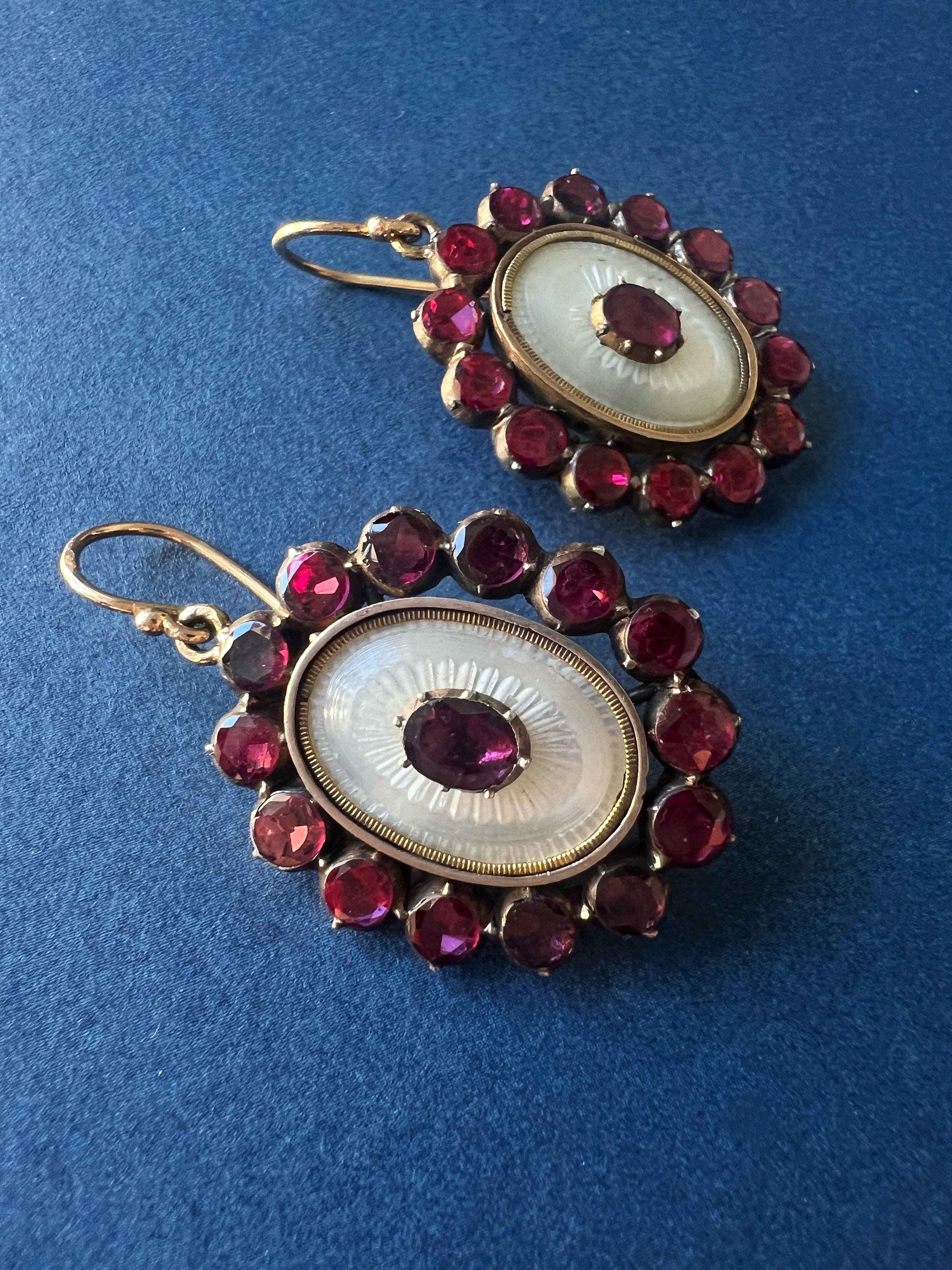 Georgian era 18K Gold Garnets Mother of Pearl Earrings
