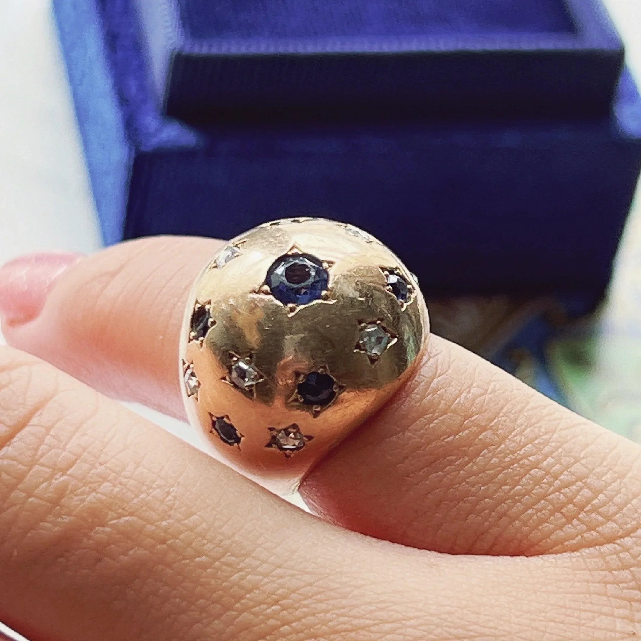 Vintage retro 18K gold blue sapphire diamond bombe star ring - Curiously timeless