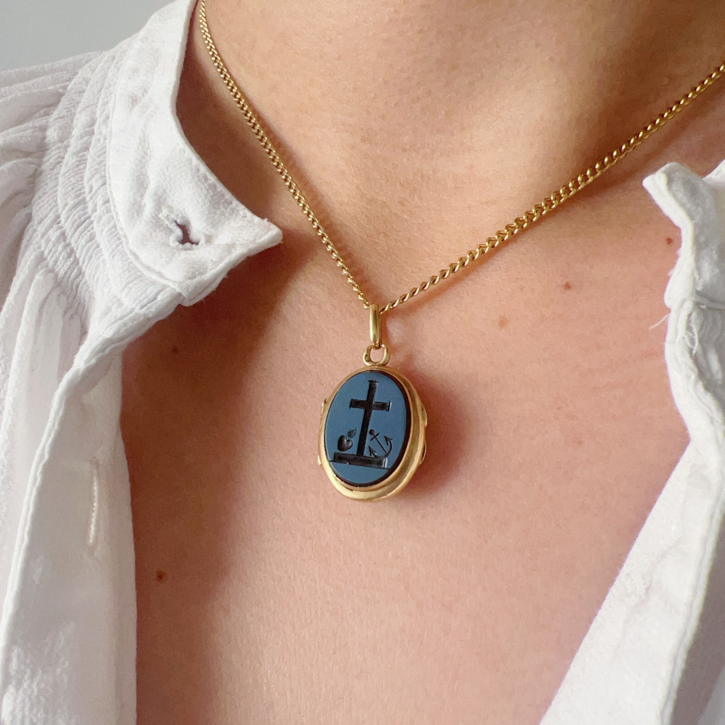 Victorian 18K Gold Faith, Hope & Charity agate intaglio Locket Pendant