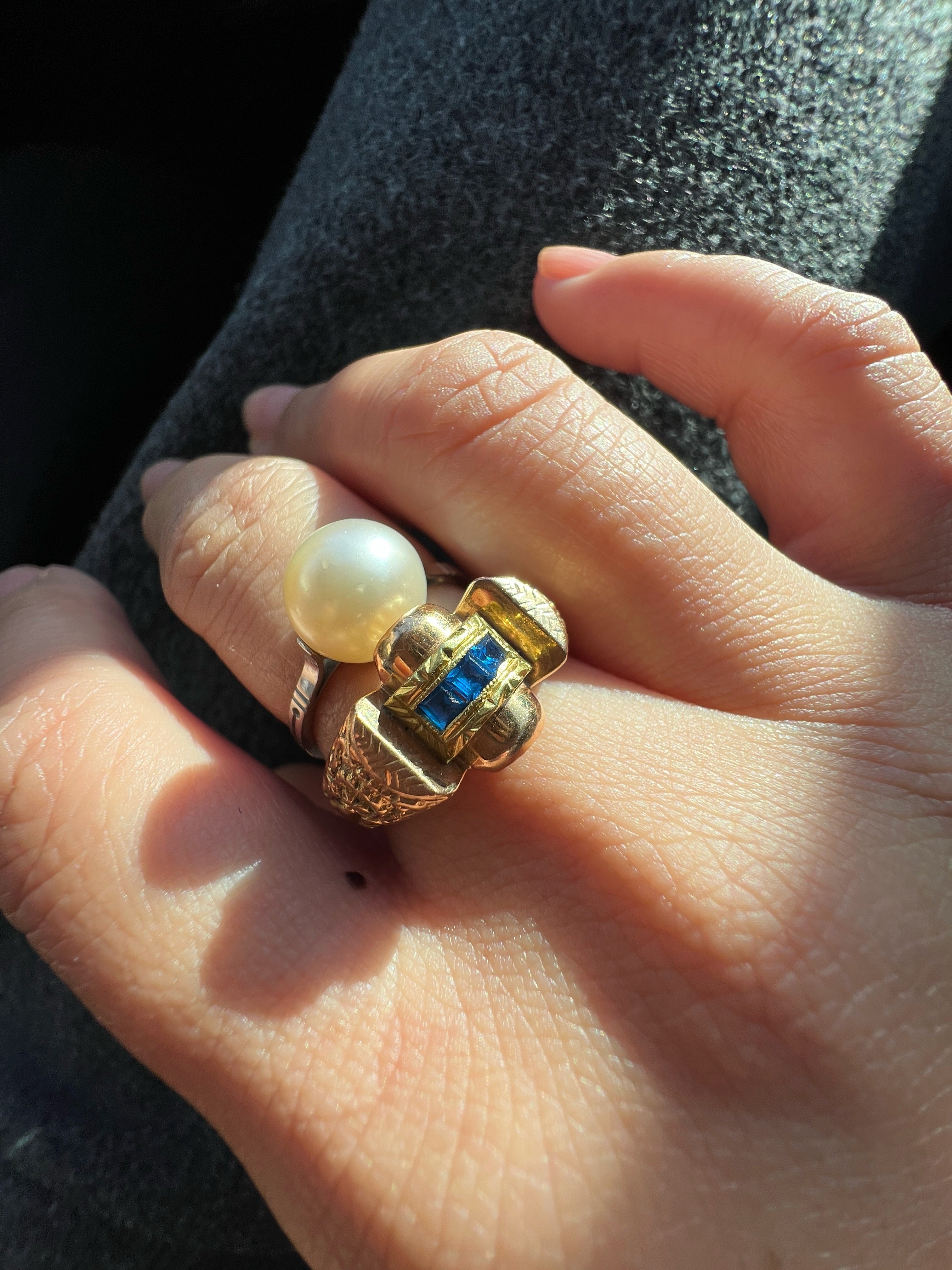 Early 20th Century Portuguese 19.2K Gold Shell Ring
