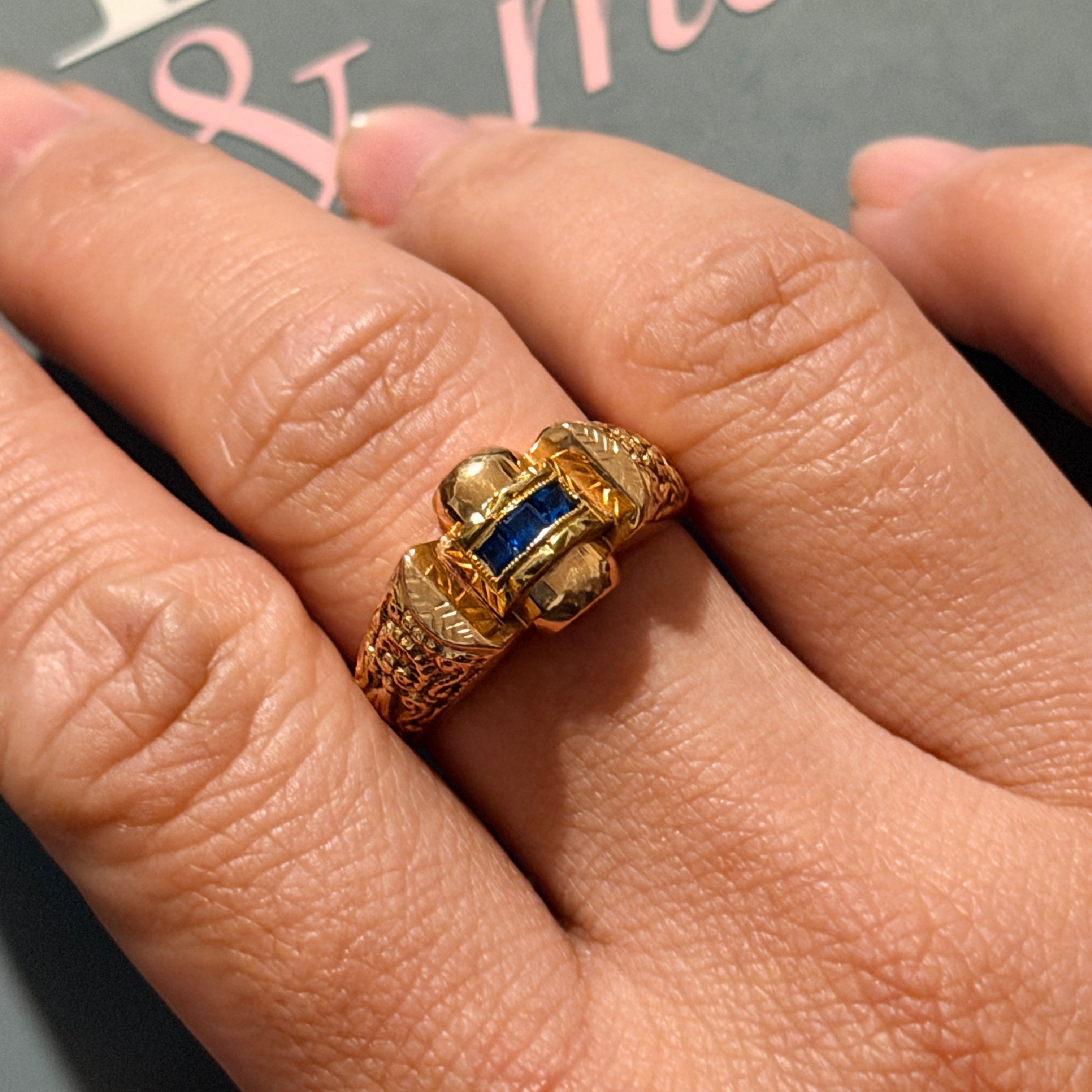 Early 20th Century Portuguese 19.2K Gold Shell Ring