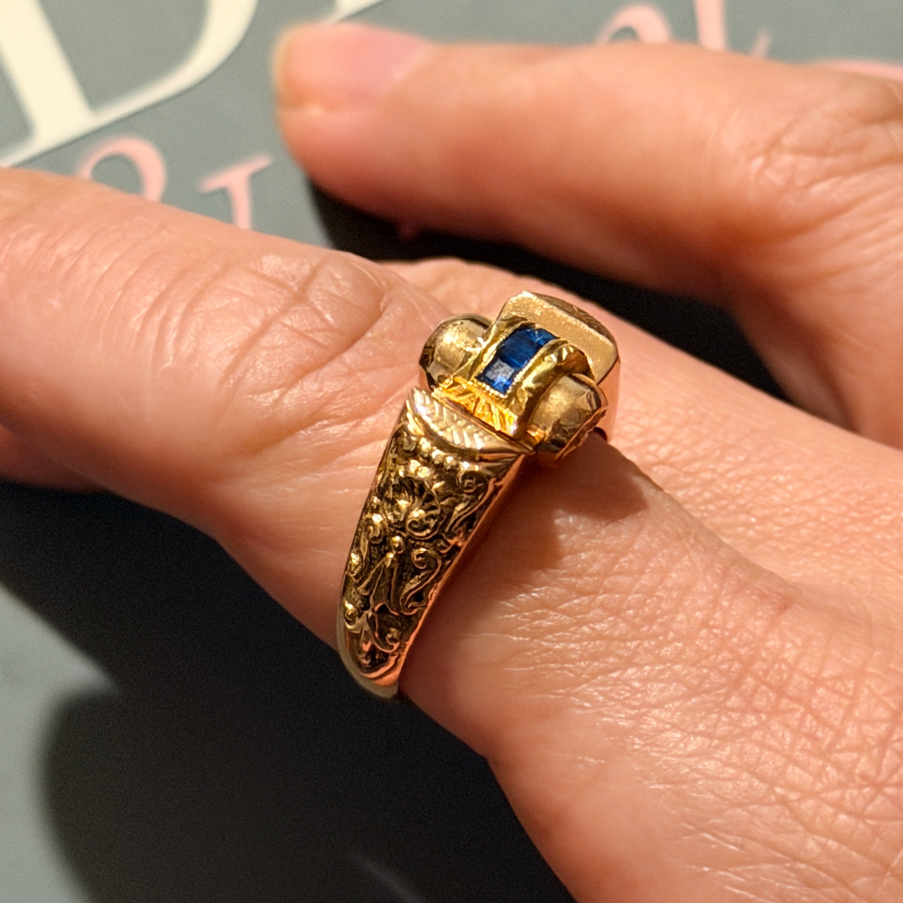 Early 20th Century Portuguese 19.2K Gold Shell Ring