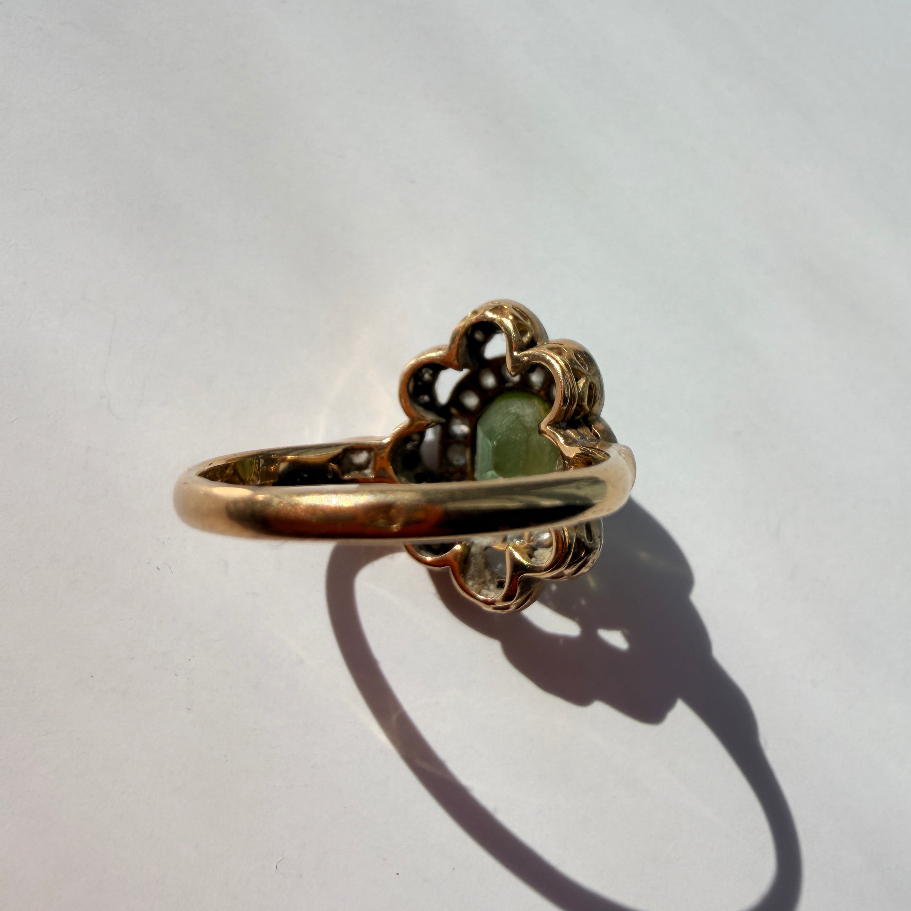 French antique 18K gold peridot diamond ring