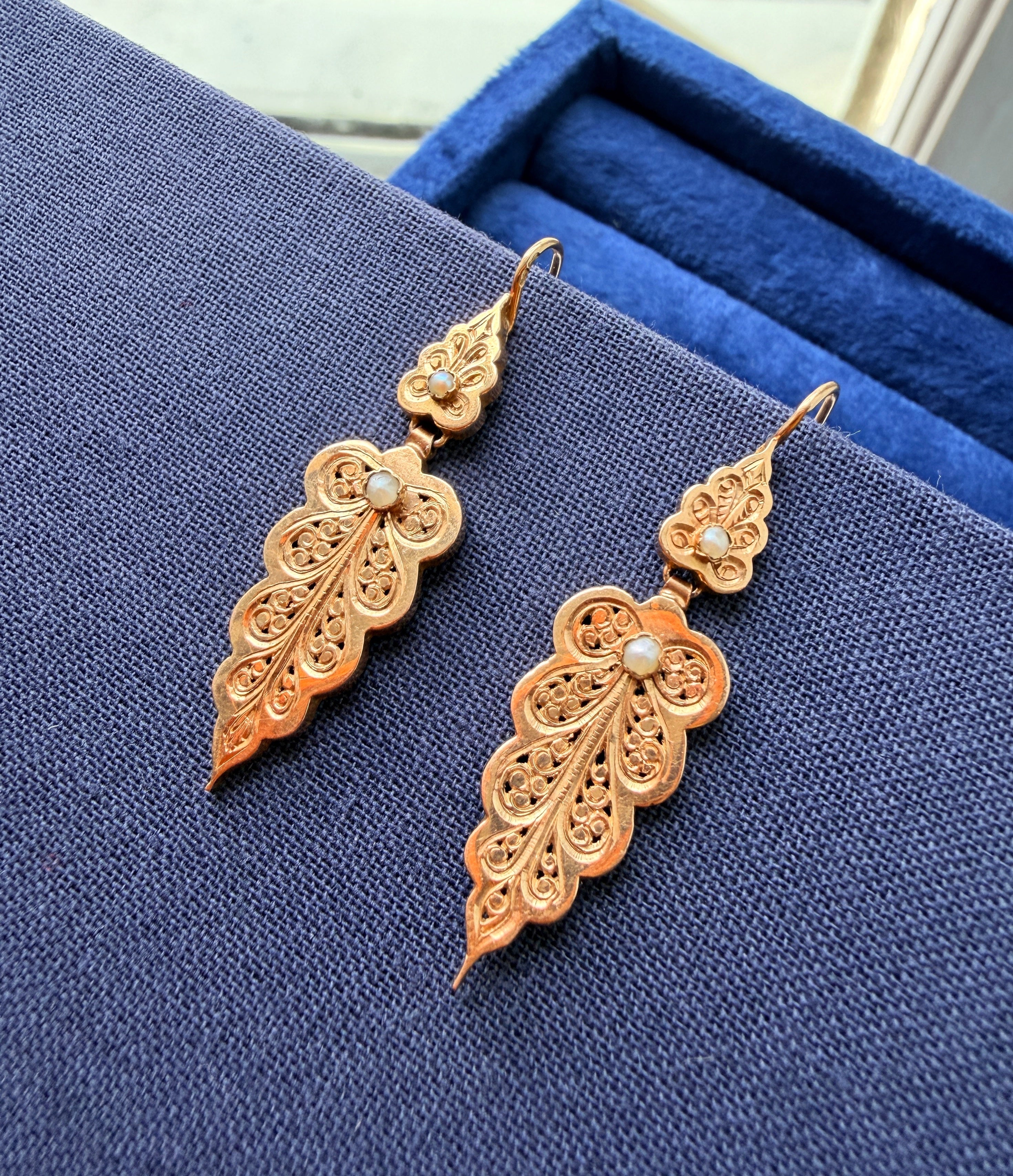 Victorian era French 18K Gold Leaf Pearl Earrings