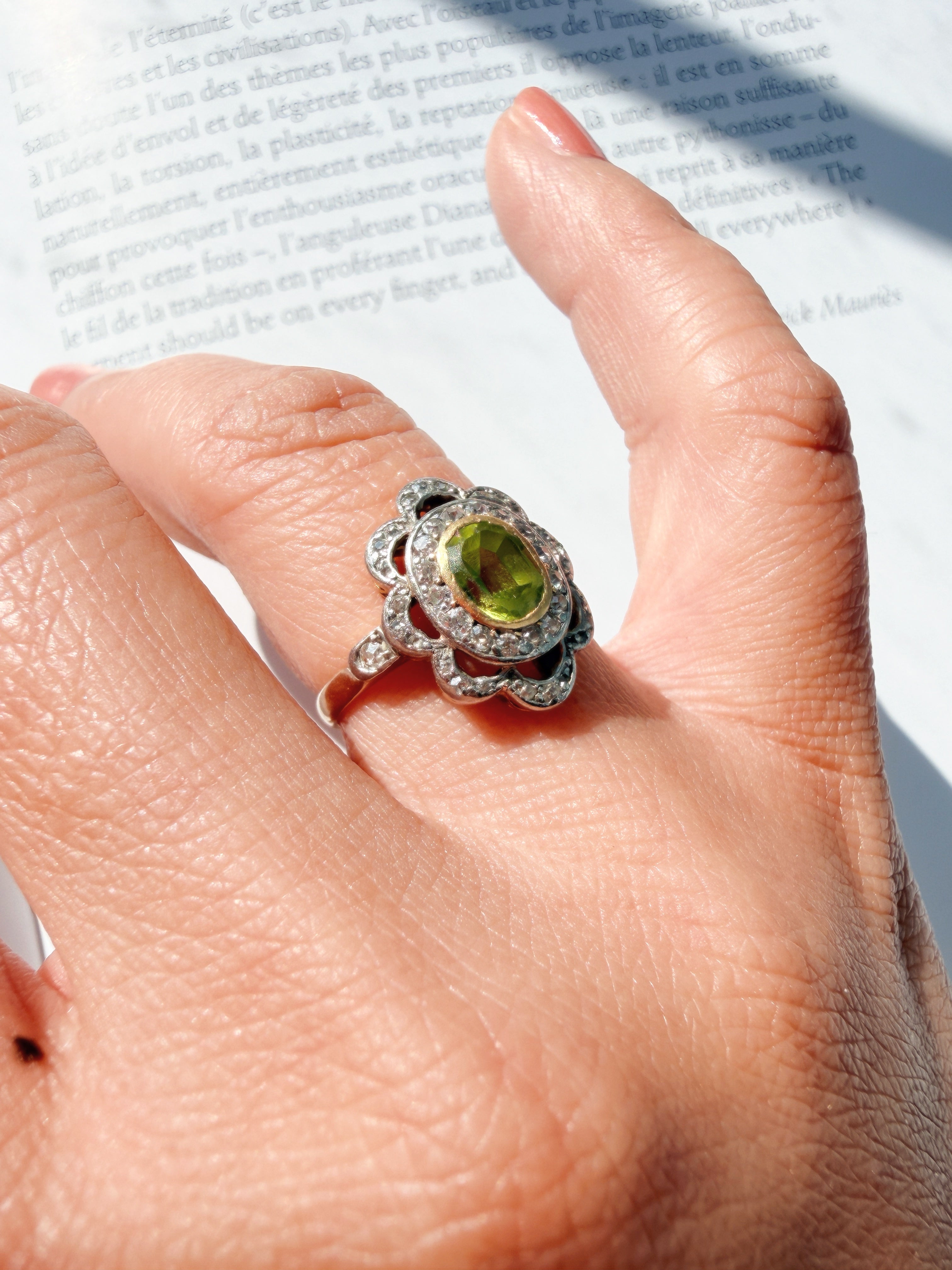French antique 18K gold peridot diamond ring