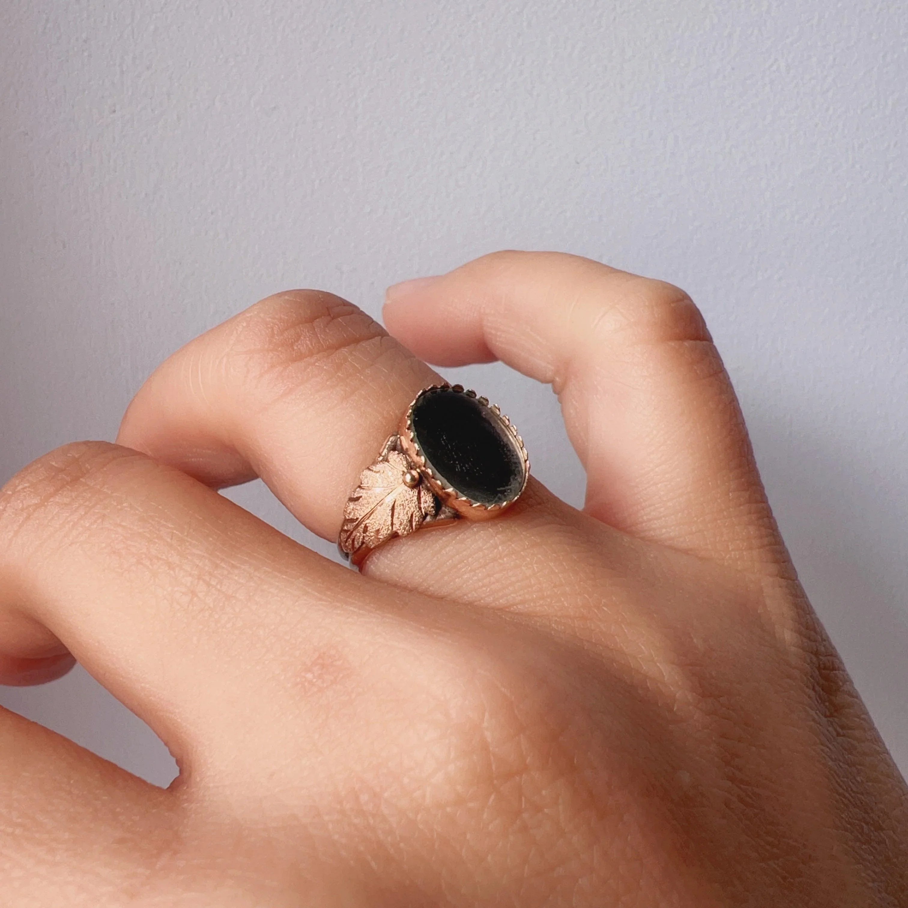 Victorian era 14k gold secret box floral ring - Curiously timeless