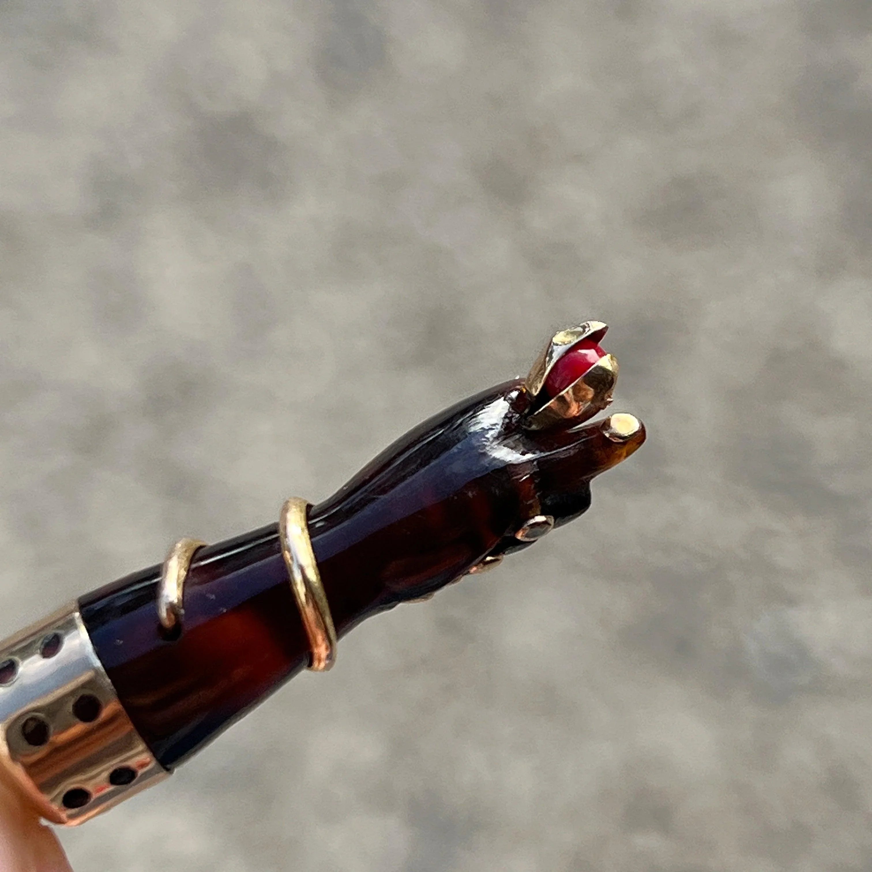 Victorian era 18K gold Figa holding a snake with apple pendant - Curiously timeless