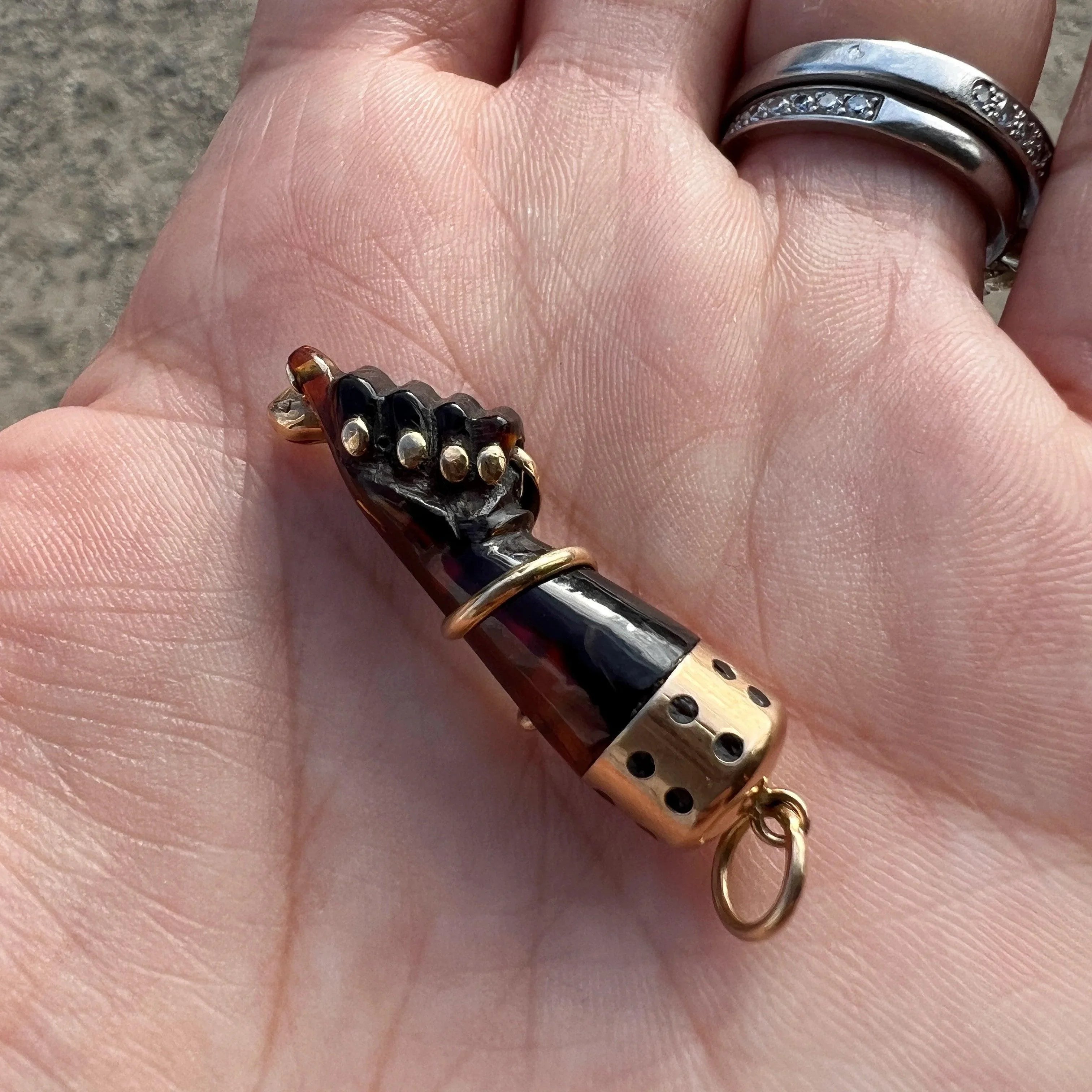 Victorian era 18K gold Figa holding a snake with apple pendant - Curiously timeless