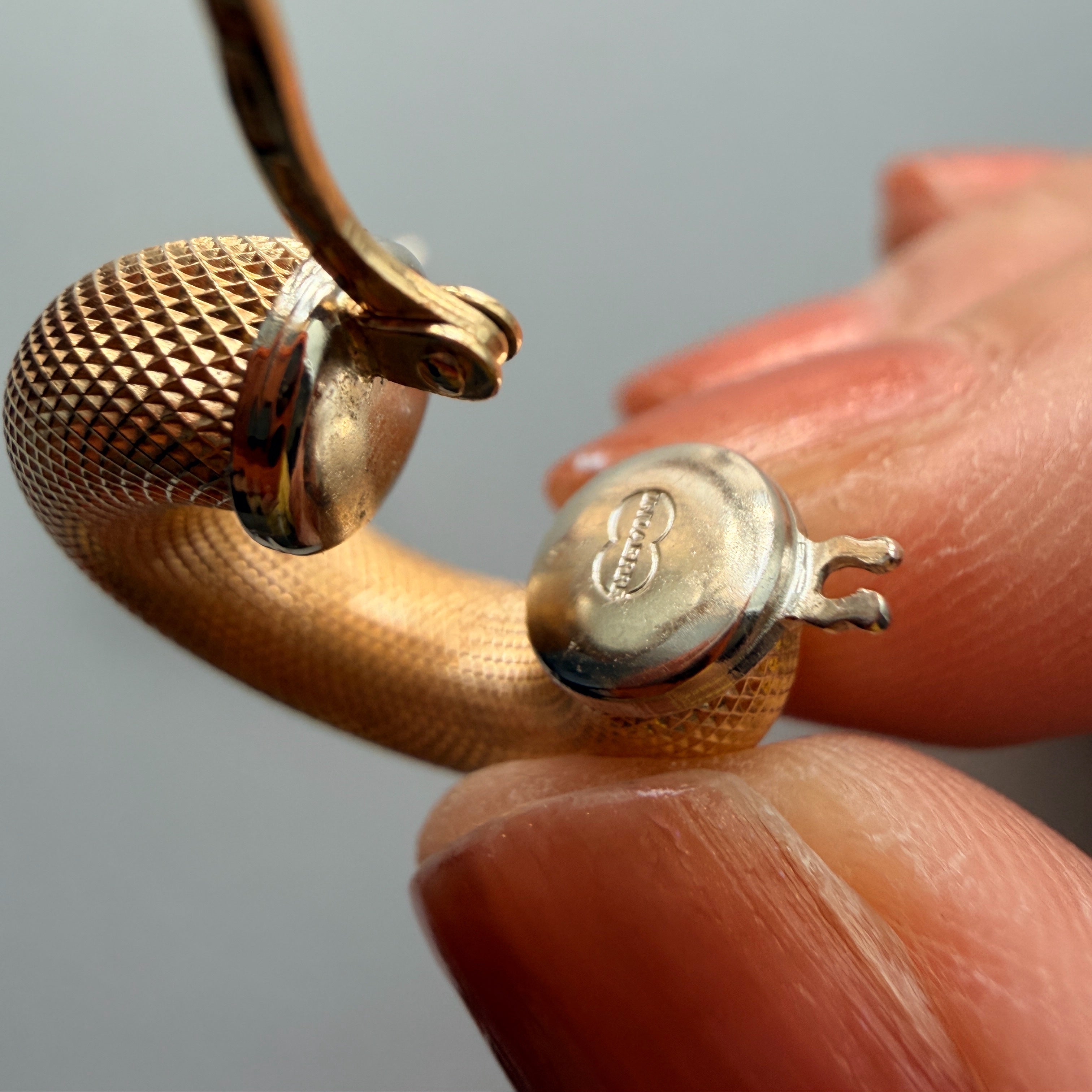 Vintage 18K woven yellow gold hoop earrings