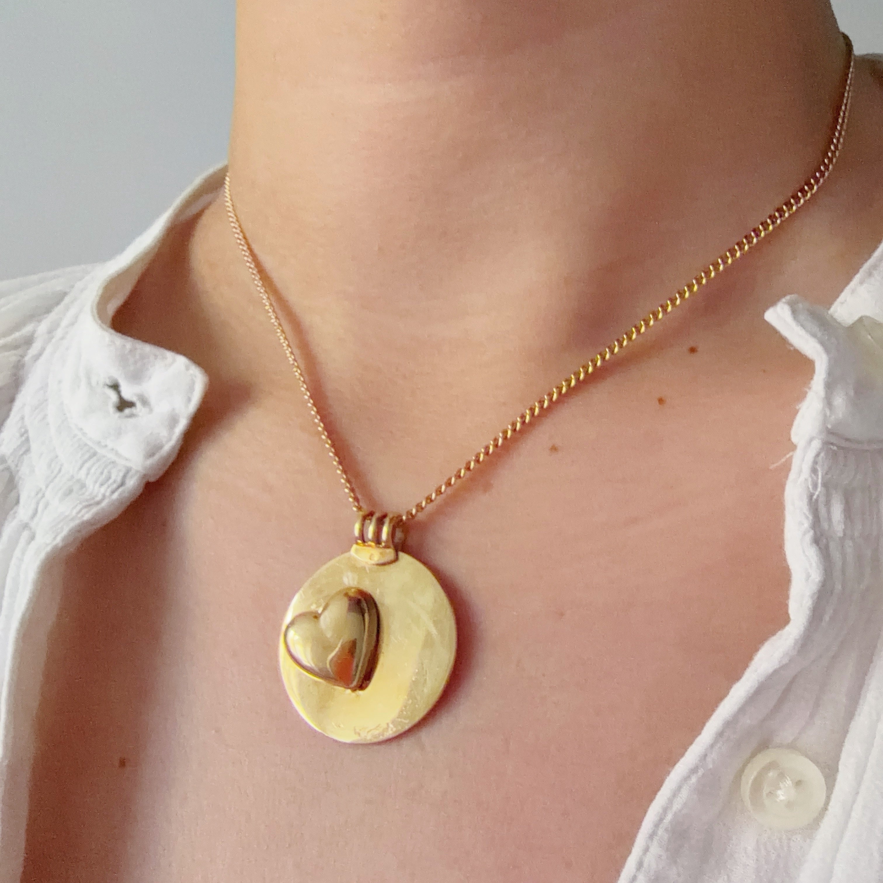 Mauboussin Paris Vintage 18K Gold Swinging diamond Heart Pendant