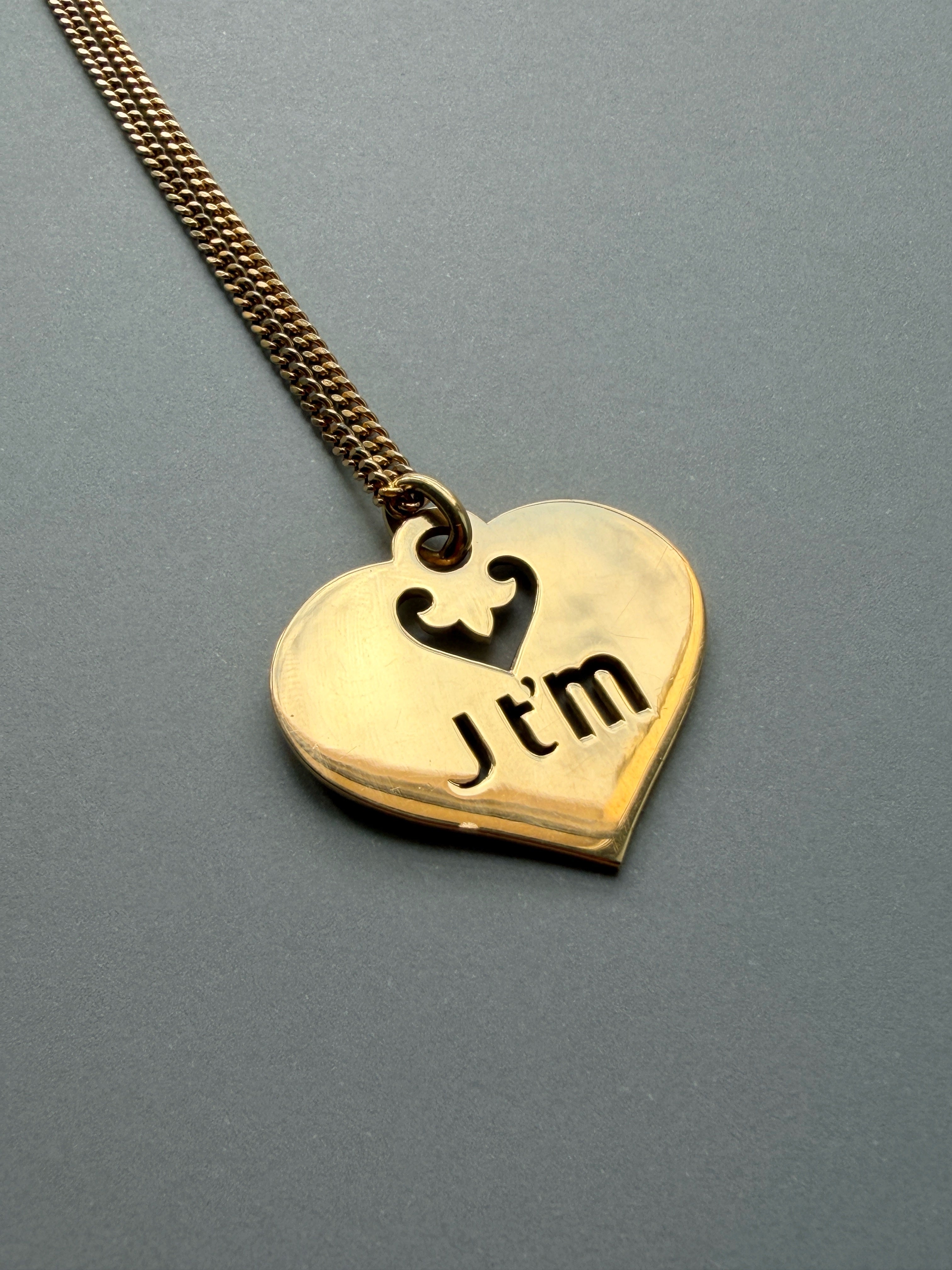 O.J. Perrin Paris 18K Gold “J t’m” “Coeur légende” Heart Pendant