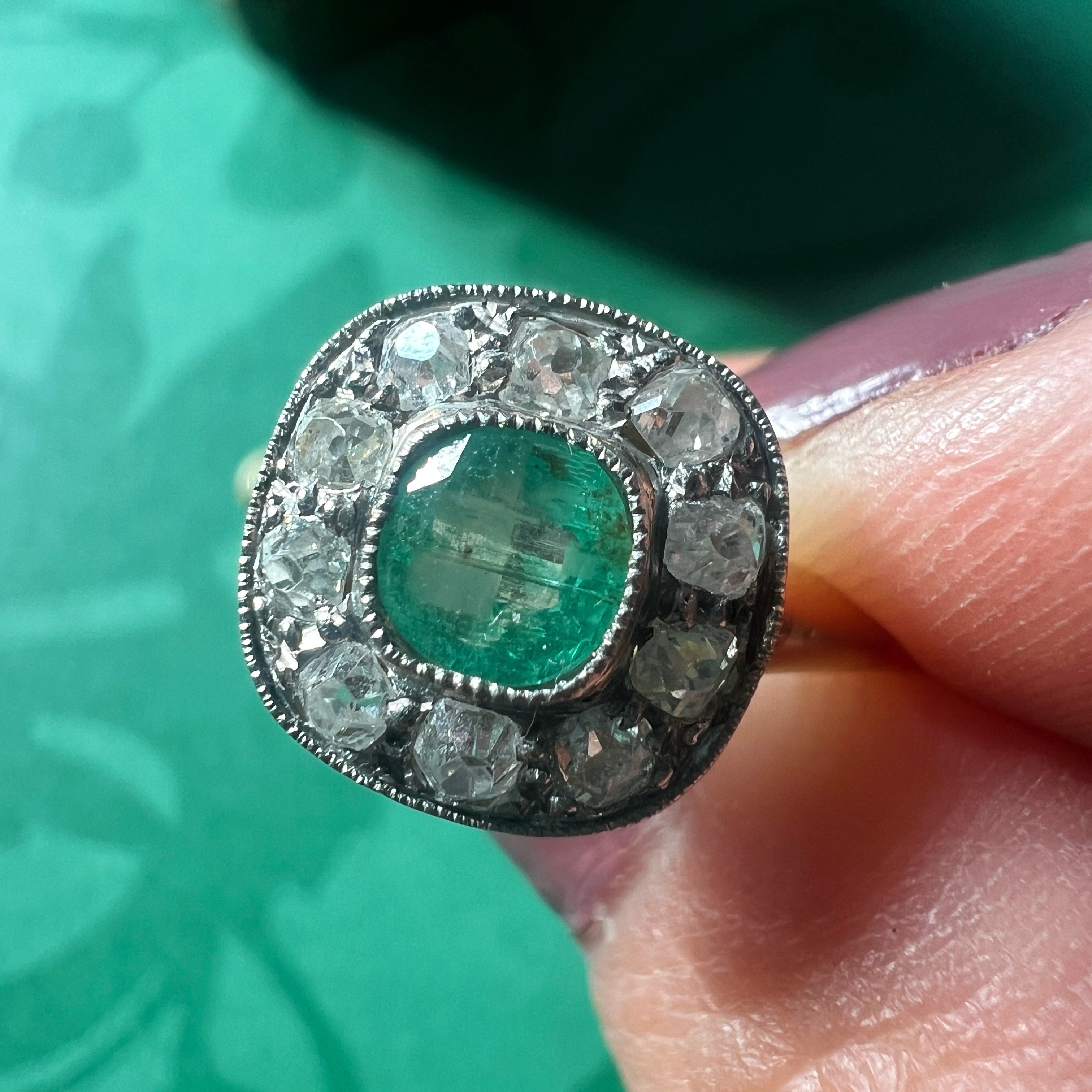Victorian 18K Gold Emerald and diamond Ring