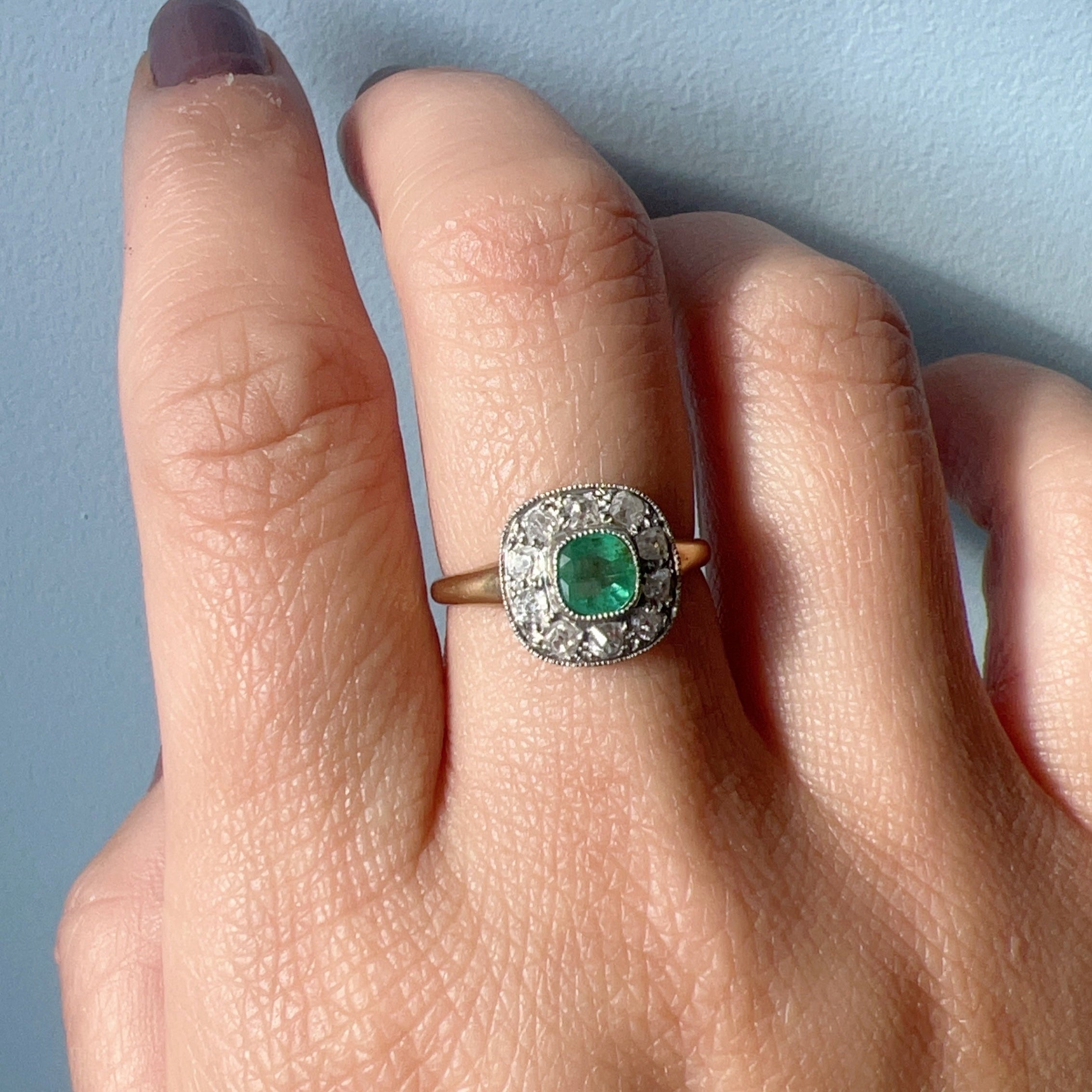Victorian 18K Gold Emerald and diamond Ring