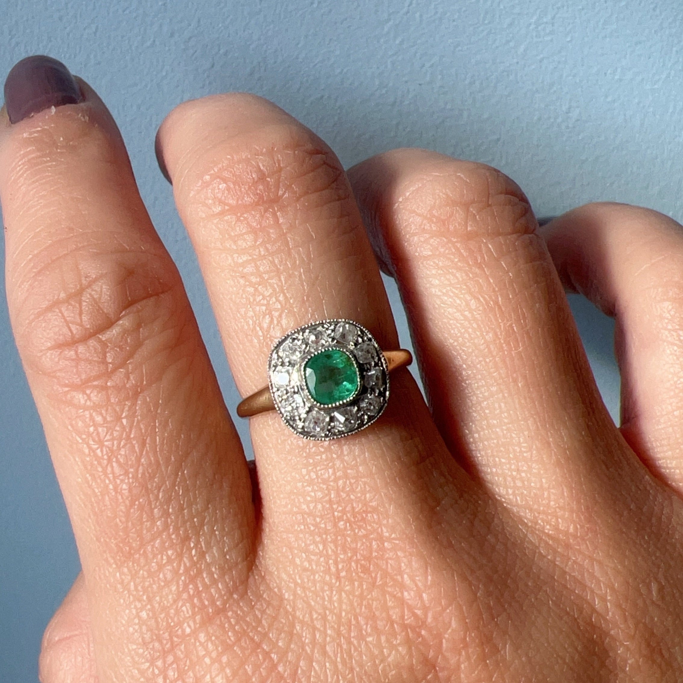 Victorian 18K Gold Emerald and diamond Ring