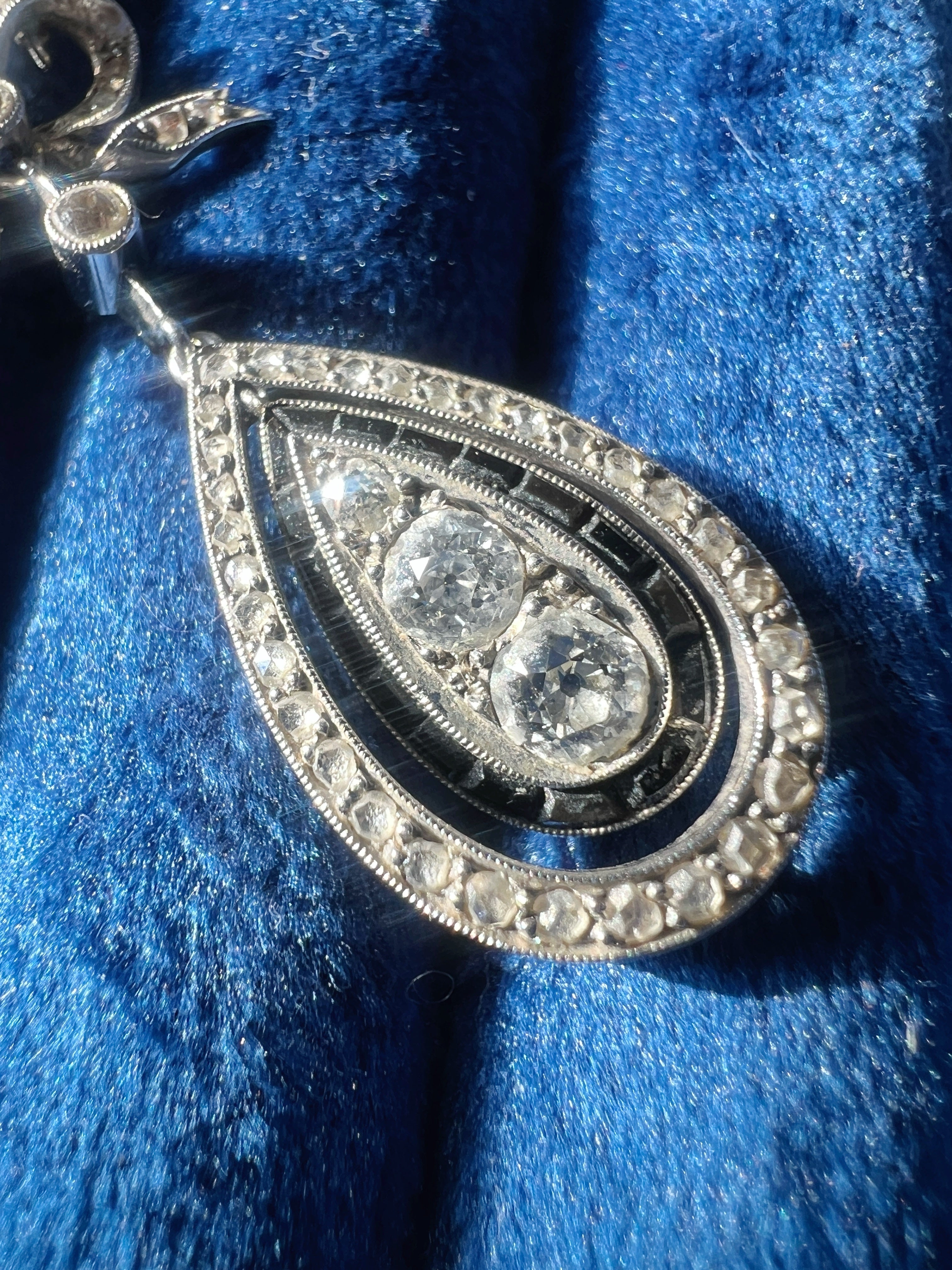 Edwardian Era French 18K White Gold & Platinum Diamond & Sapphire Bow Necklace