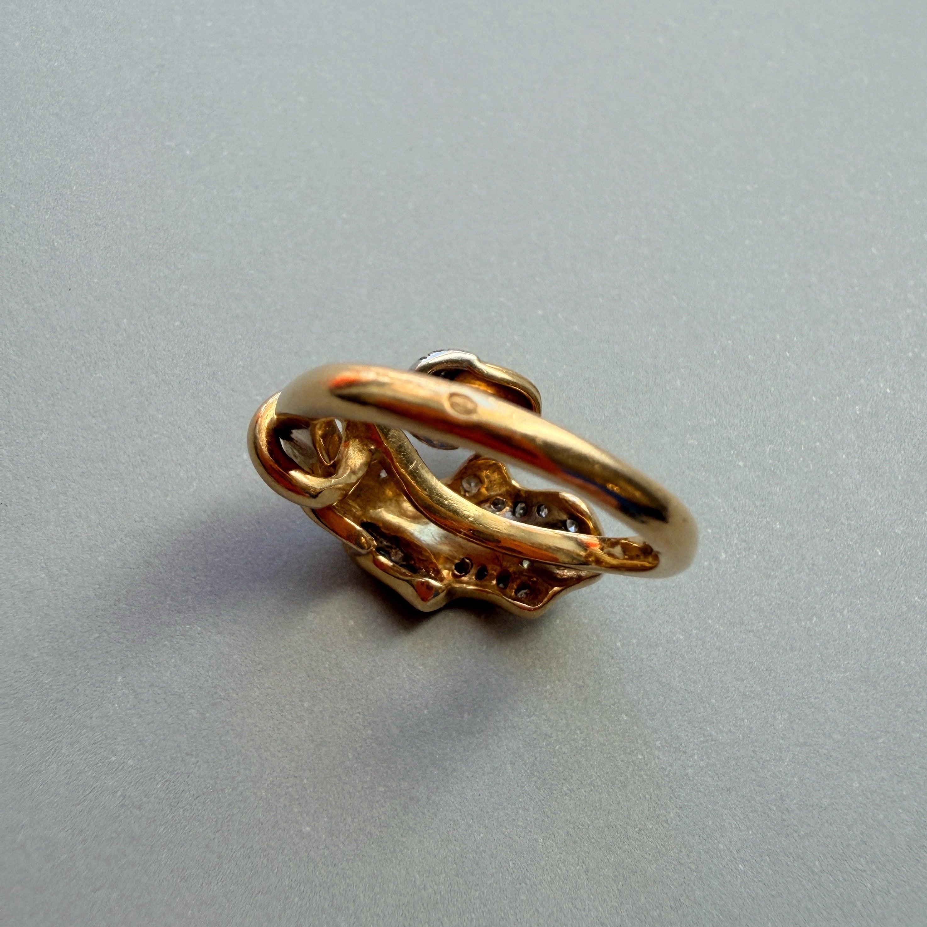 Art Nouveau 18K Yellow Gold Diamond Acorn & Foliage Ring