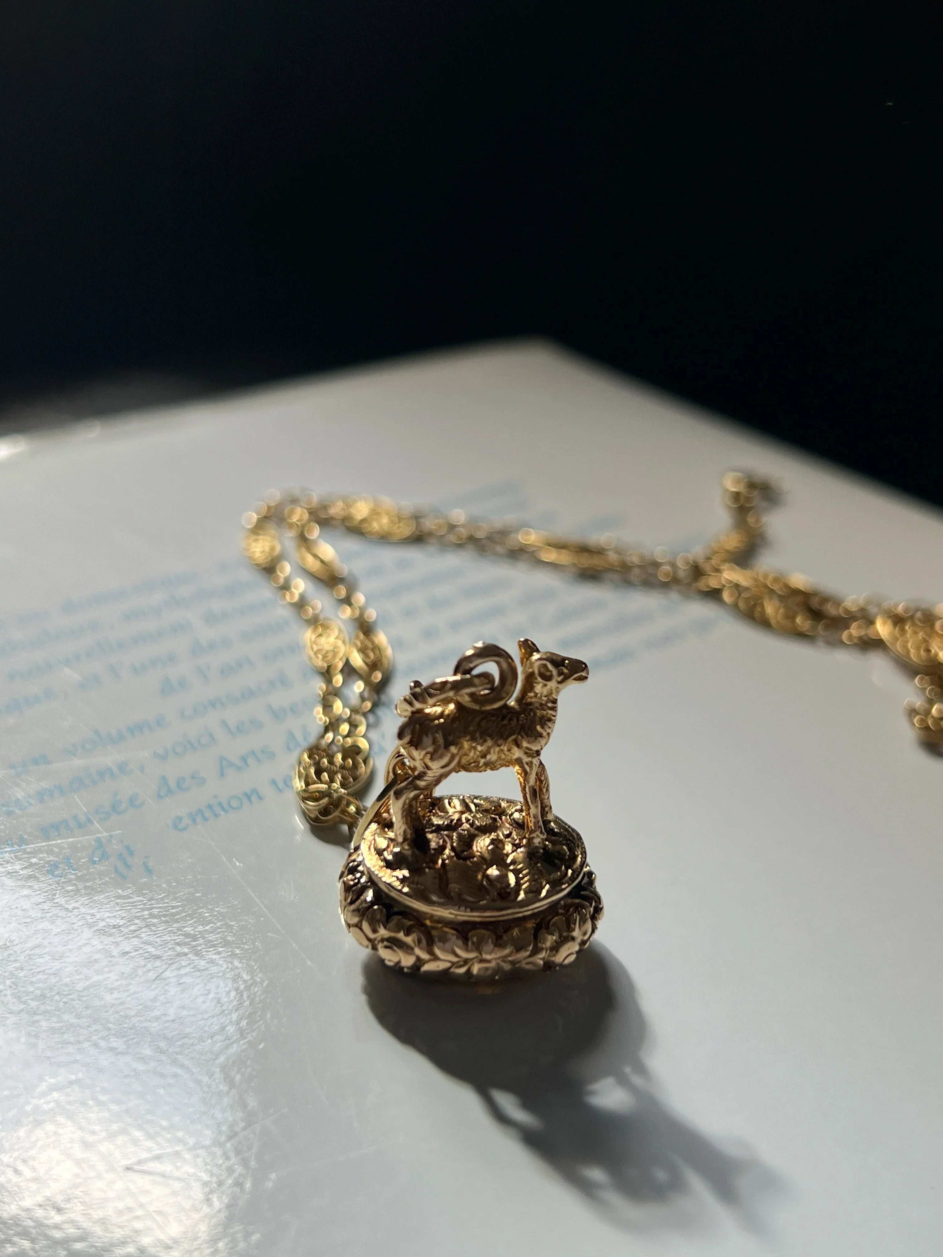 Georgian 18K Yellow Gold lamb Fob Seal with citrine