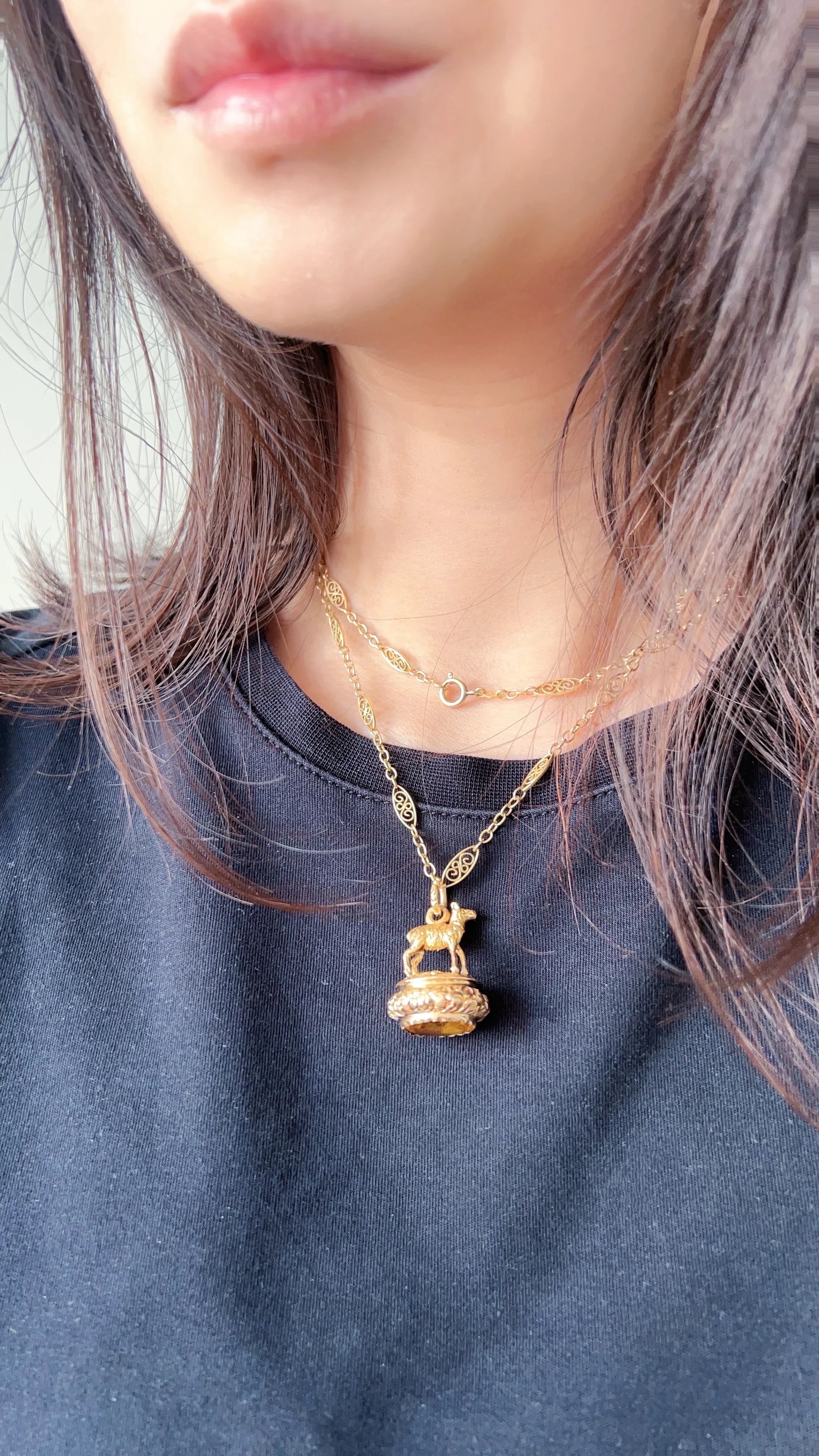 Georgian 18K Yellow Gold lamb Fob Seal with citrine