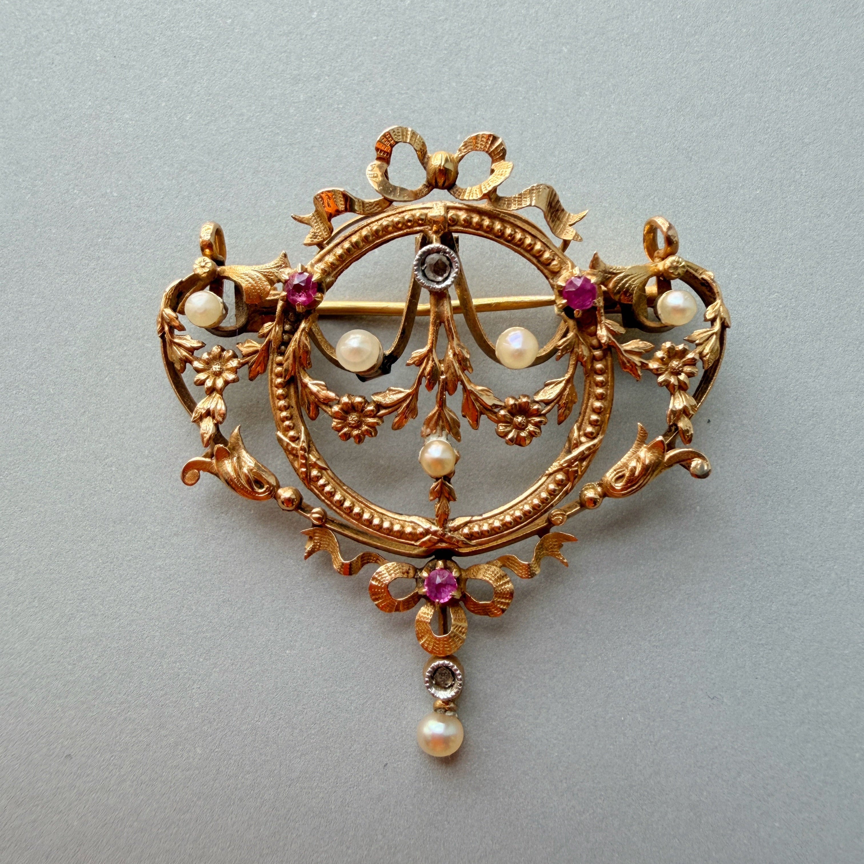 French art nouveau era 18K gold pearl ruby diamond pendant brooch