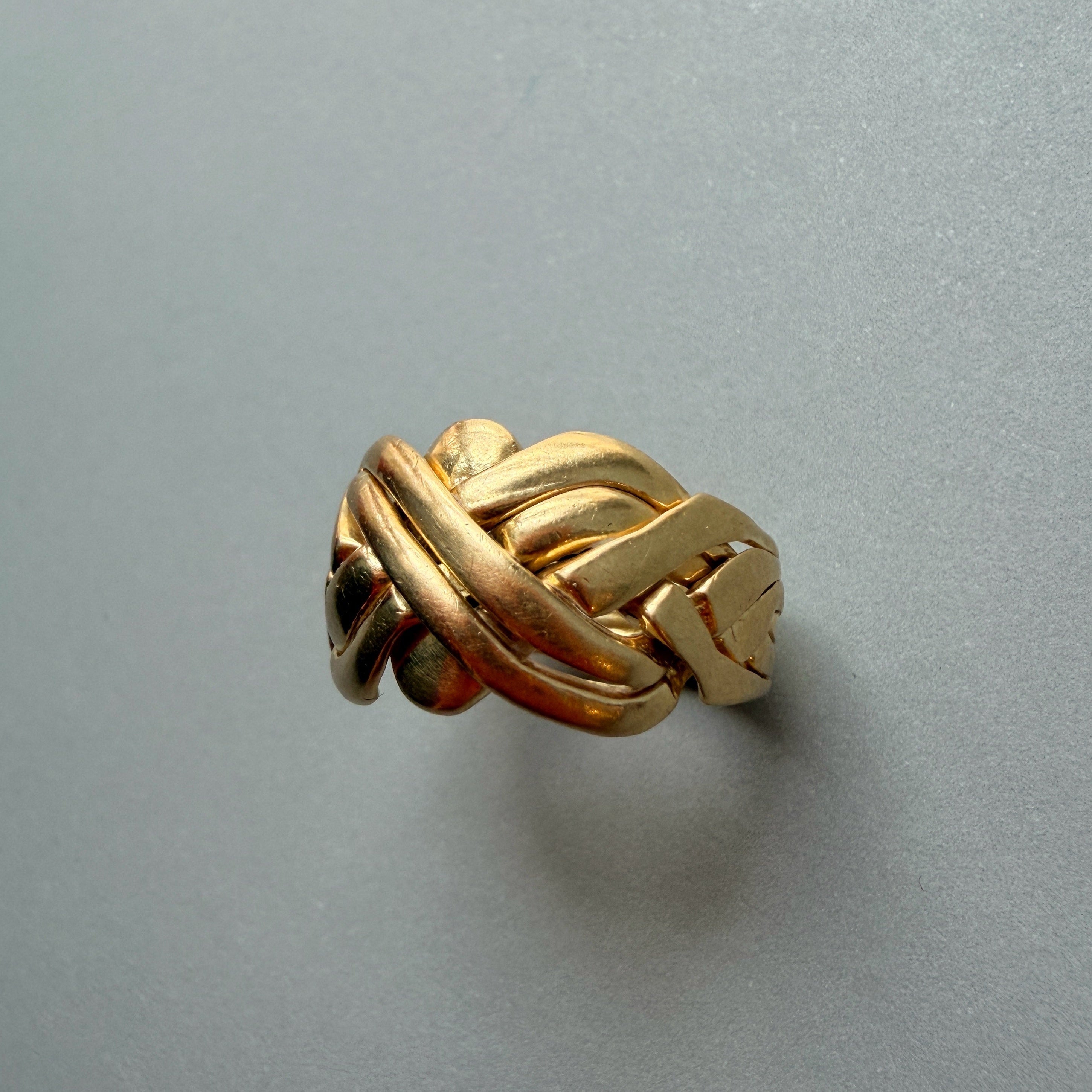 Vintage retro 18K yellow woven gold band ring