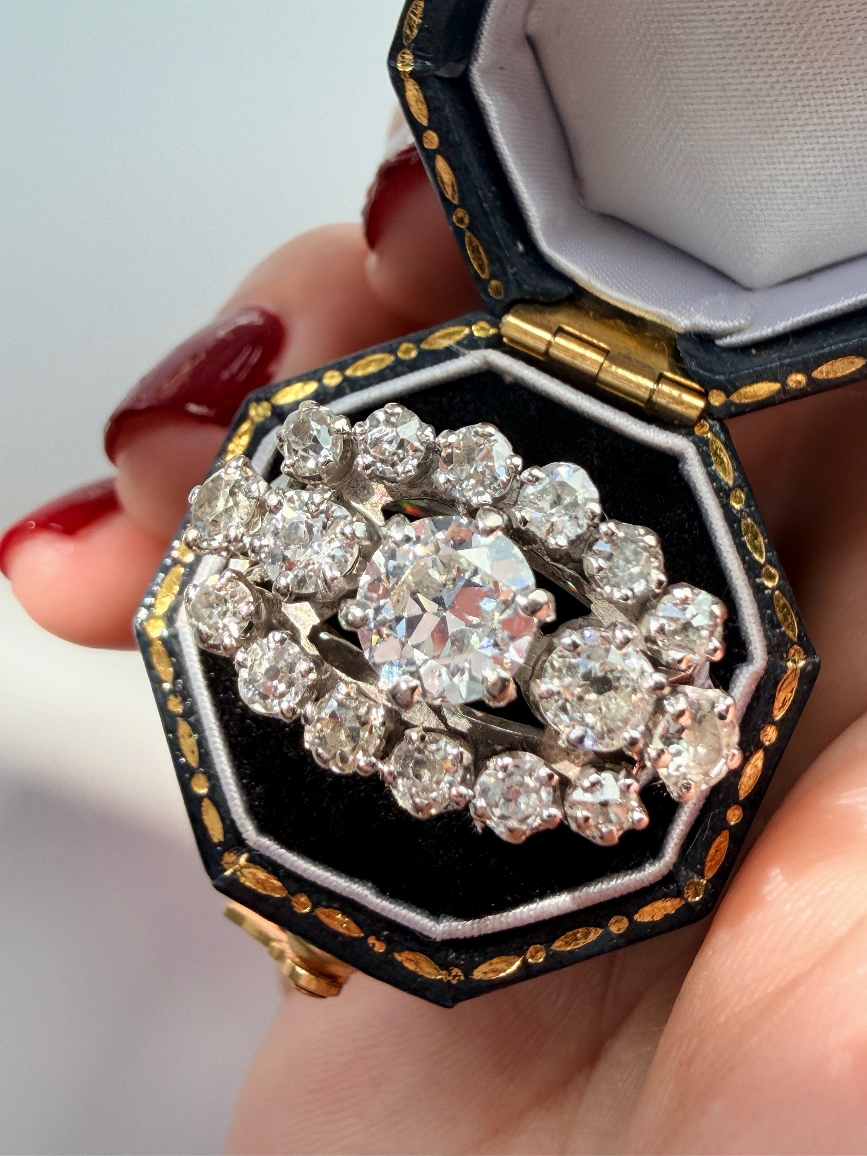 French vintage 18K white gold 2.8ct old cut diamond ring