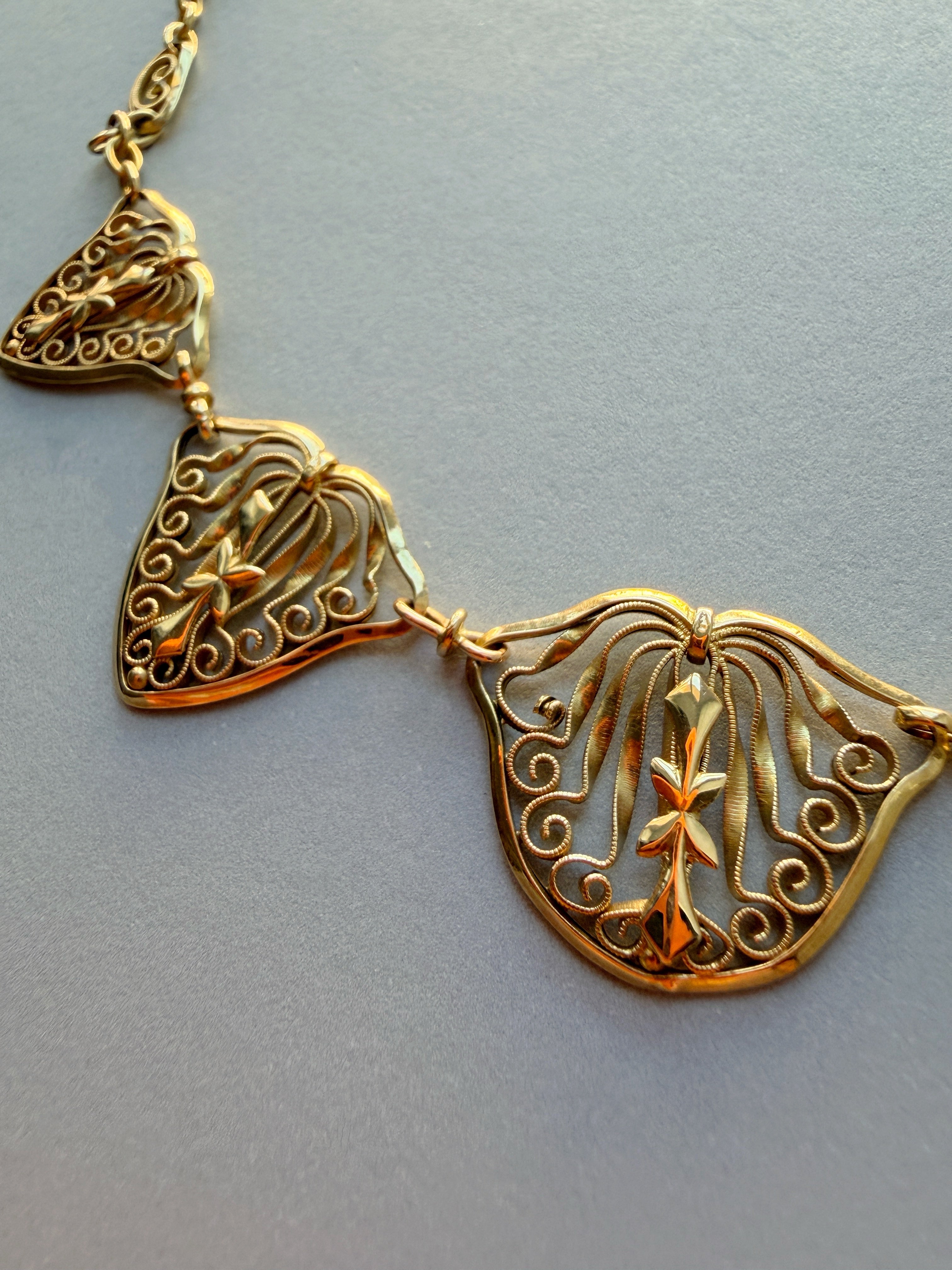 French Antique 18K Gold Draperie drop link Necklace