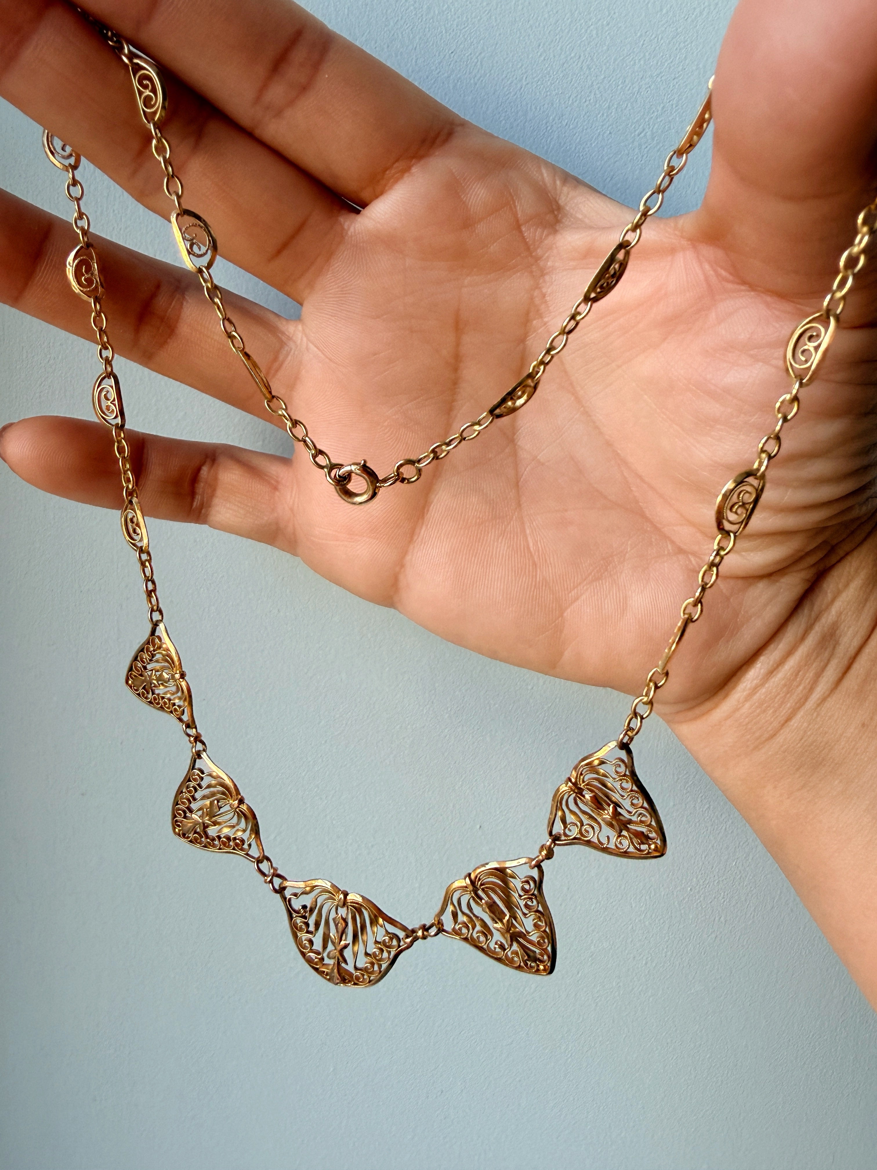 French Antique 18K Gold Draperie drop link Necklace