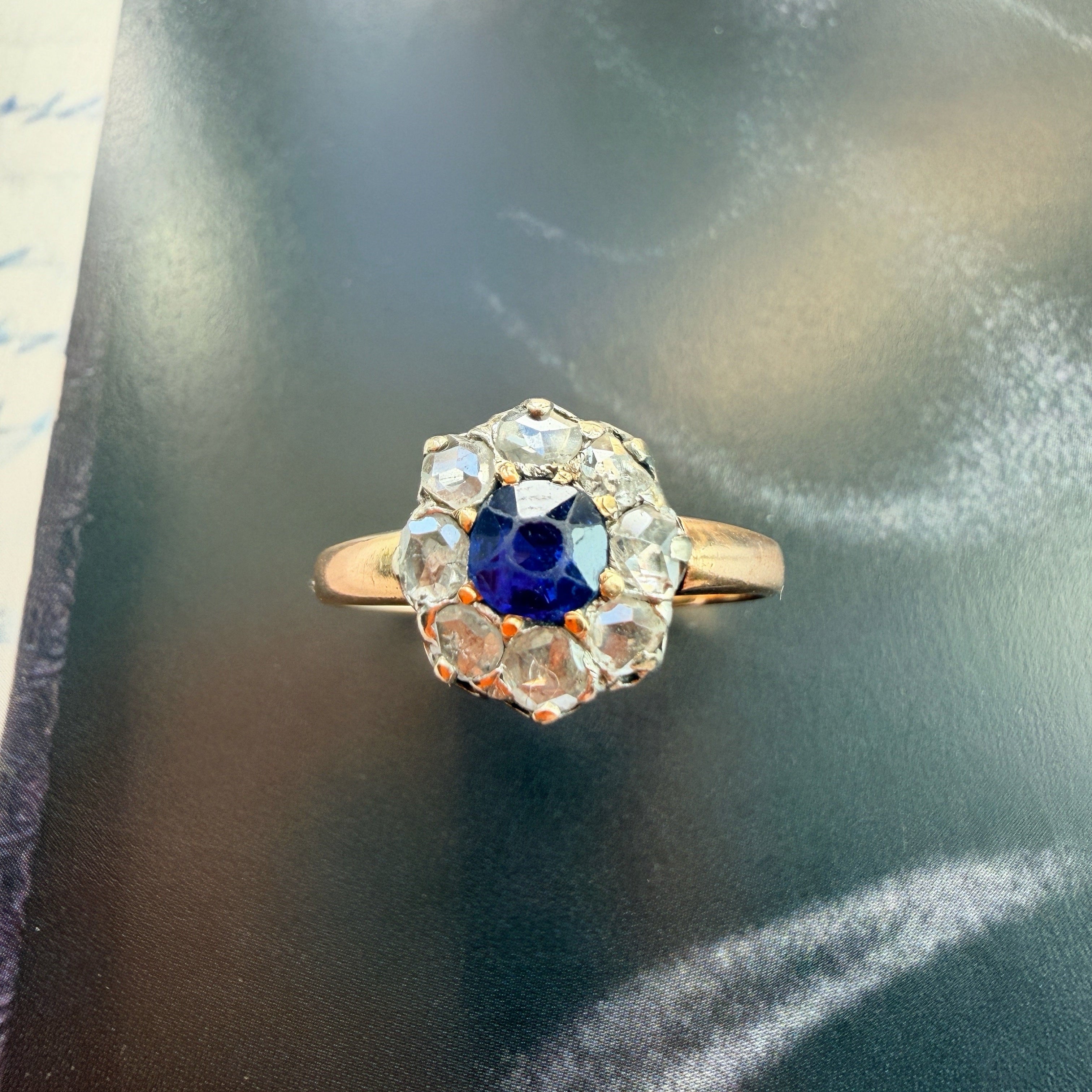 18K gold gold blue sapphire diamond ring