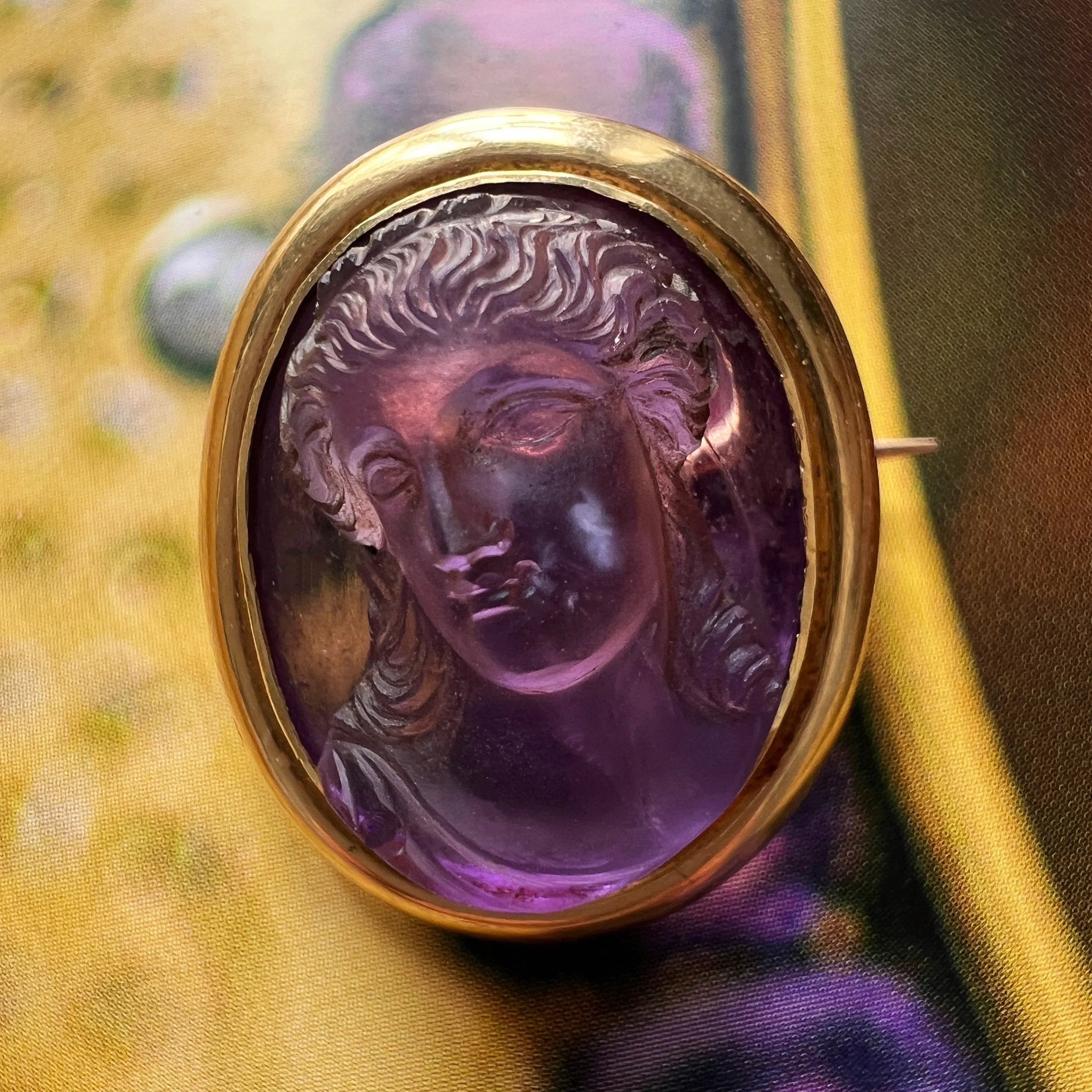 Rare Victorian era 18K gold Amethyst Cameo Brooch