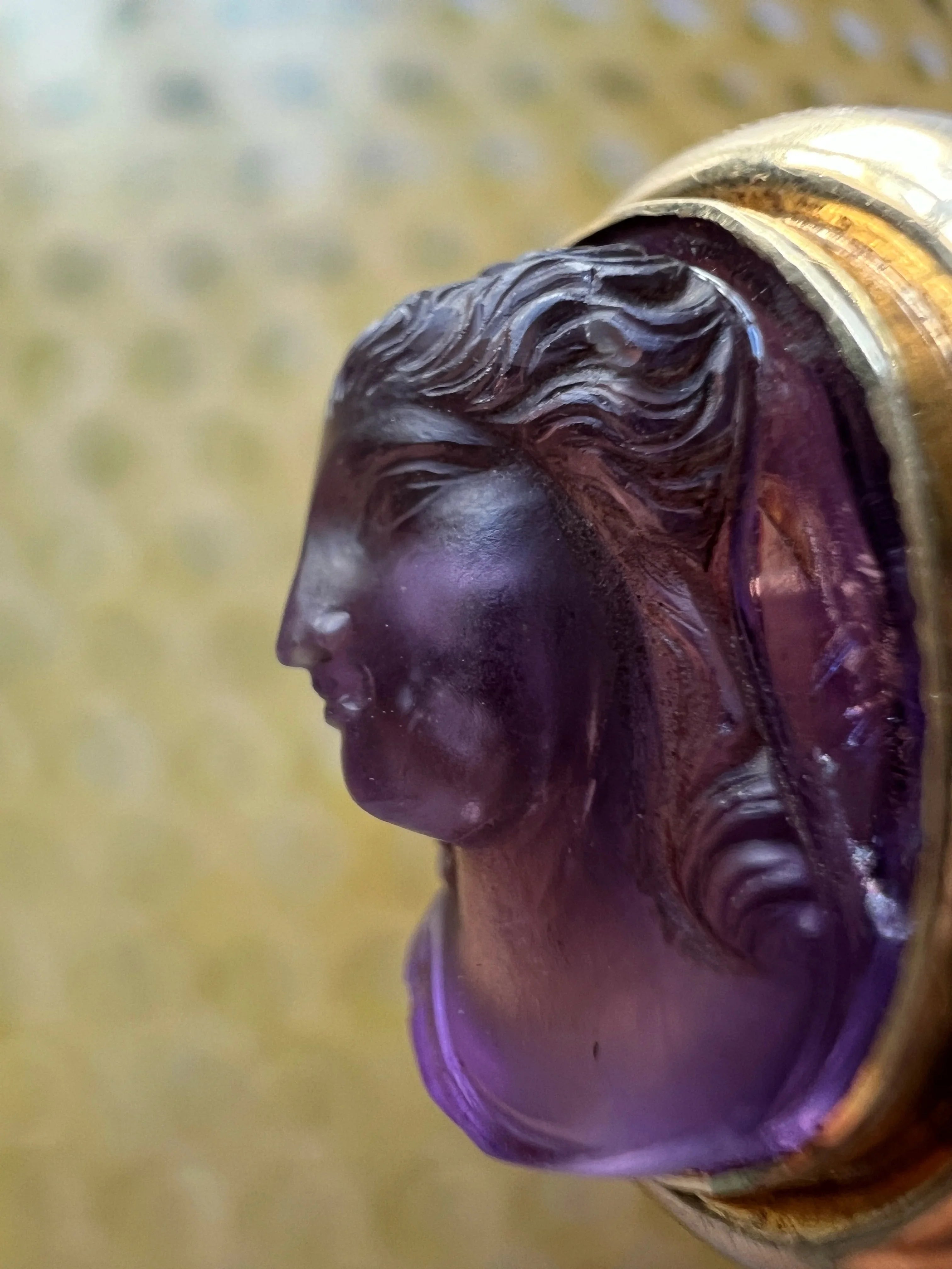 Rare Victorian era 18K gold Amethyst Cameo Brooch