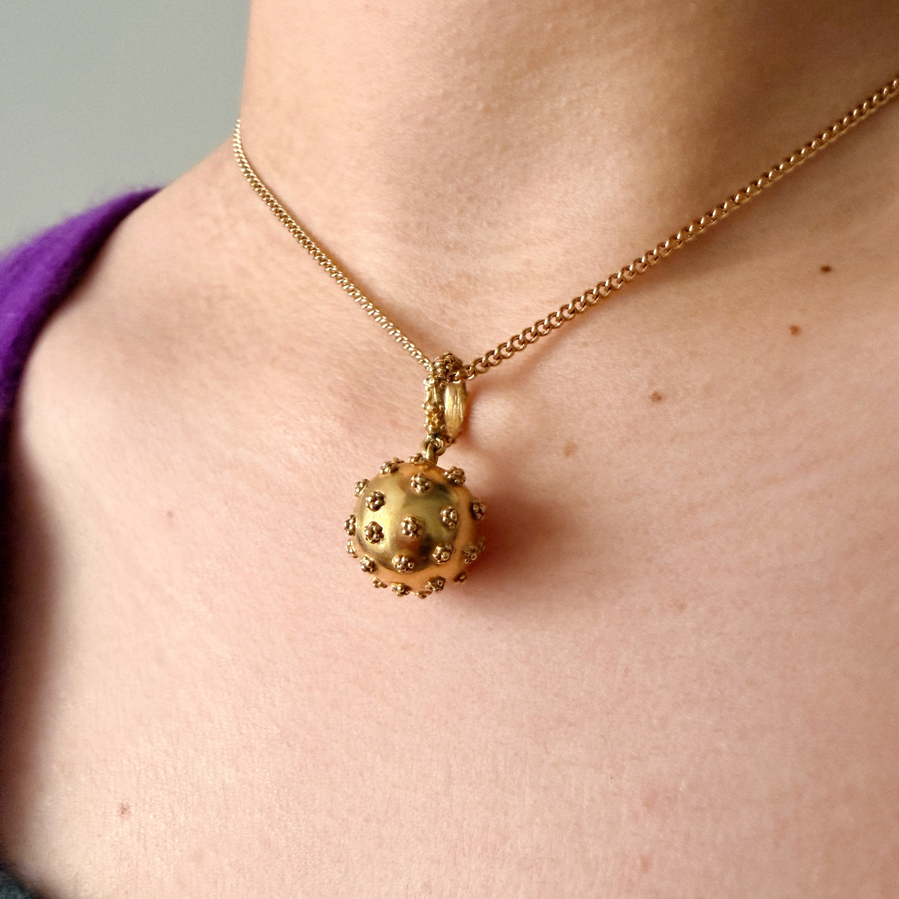 Antique Georgian 18K Yellow Gold Orb Pendant with granulations